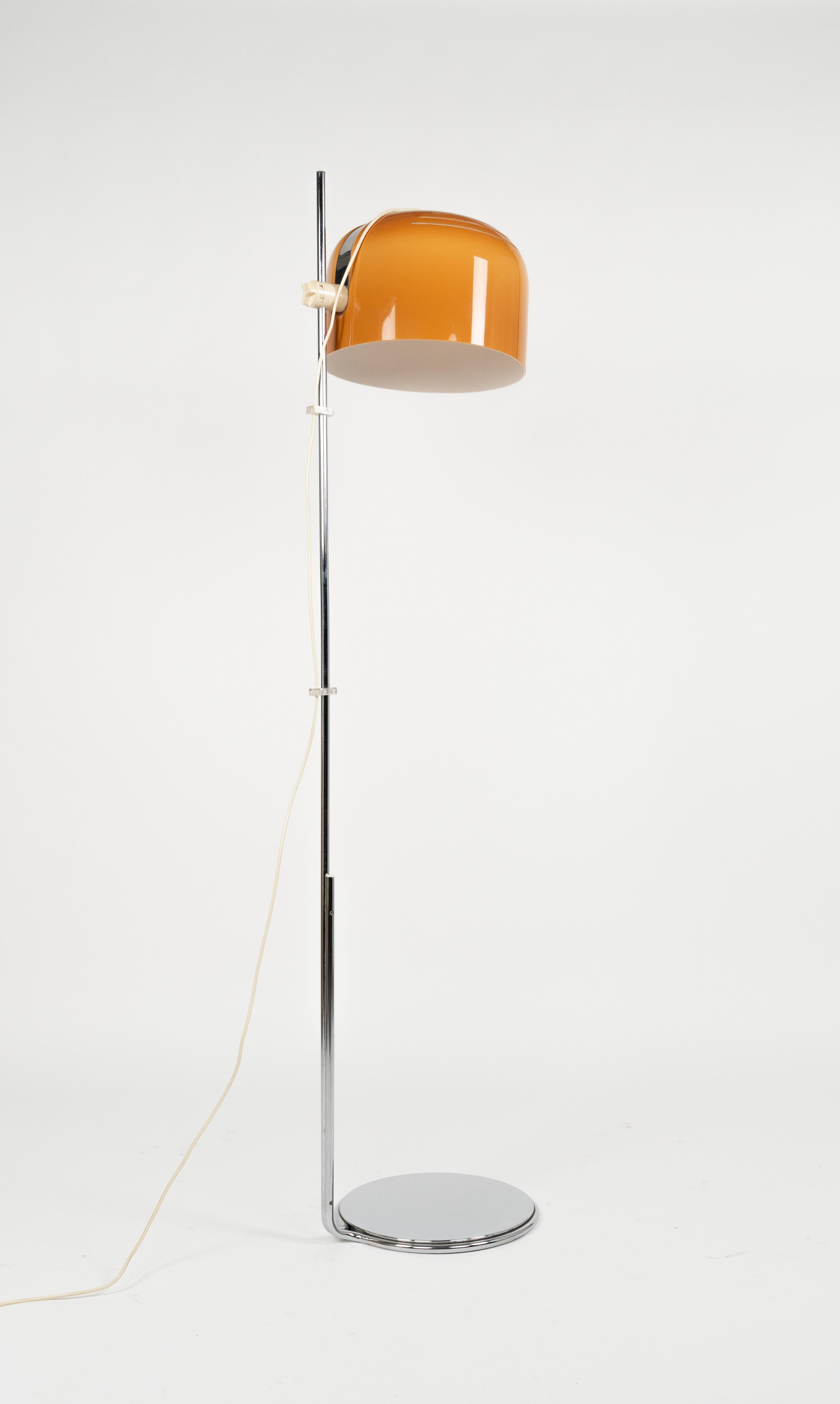 Chrome and Acrylic Floor Lamp by Luigi Massoni for Harvey Guzzini, Italy 1960s For Sale 4