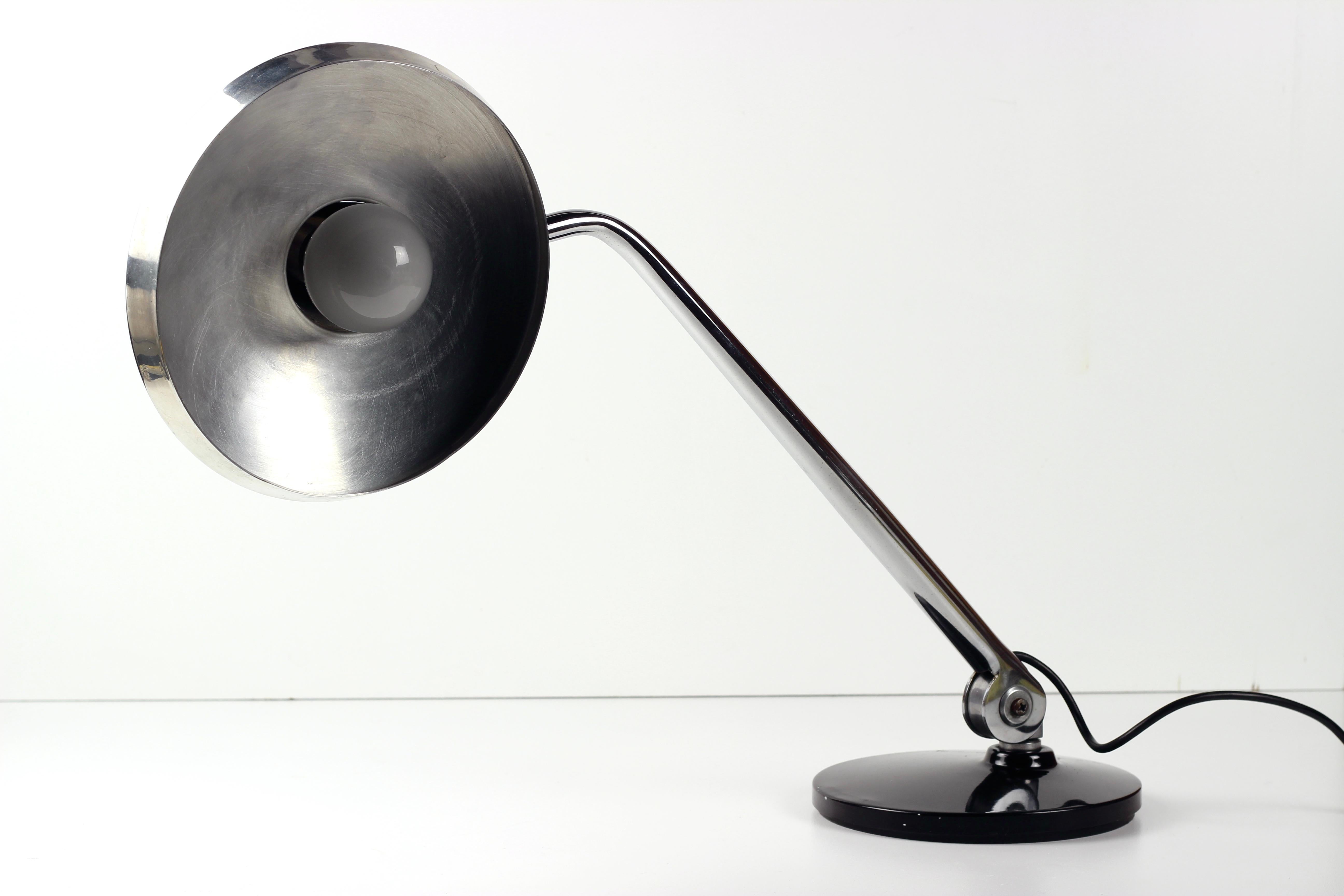 Space Age Chrome and Aluminium Fase desk lamp Modelos patentados Madrid Espana For Sale