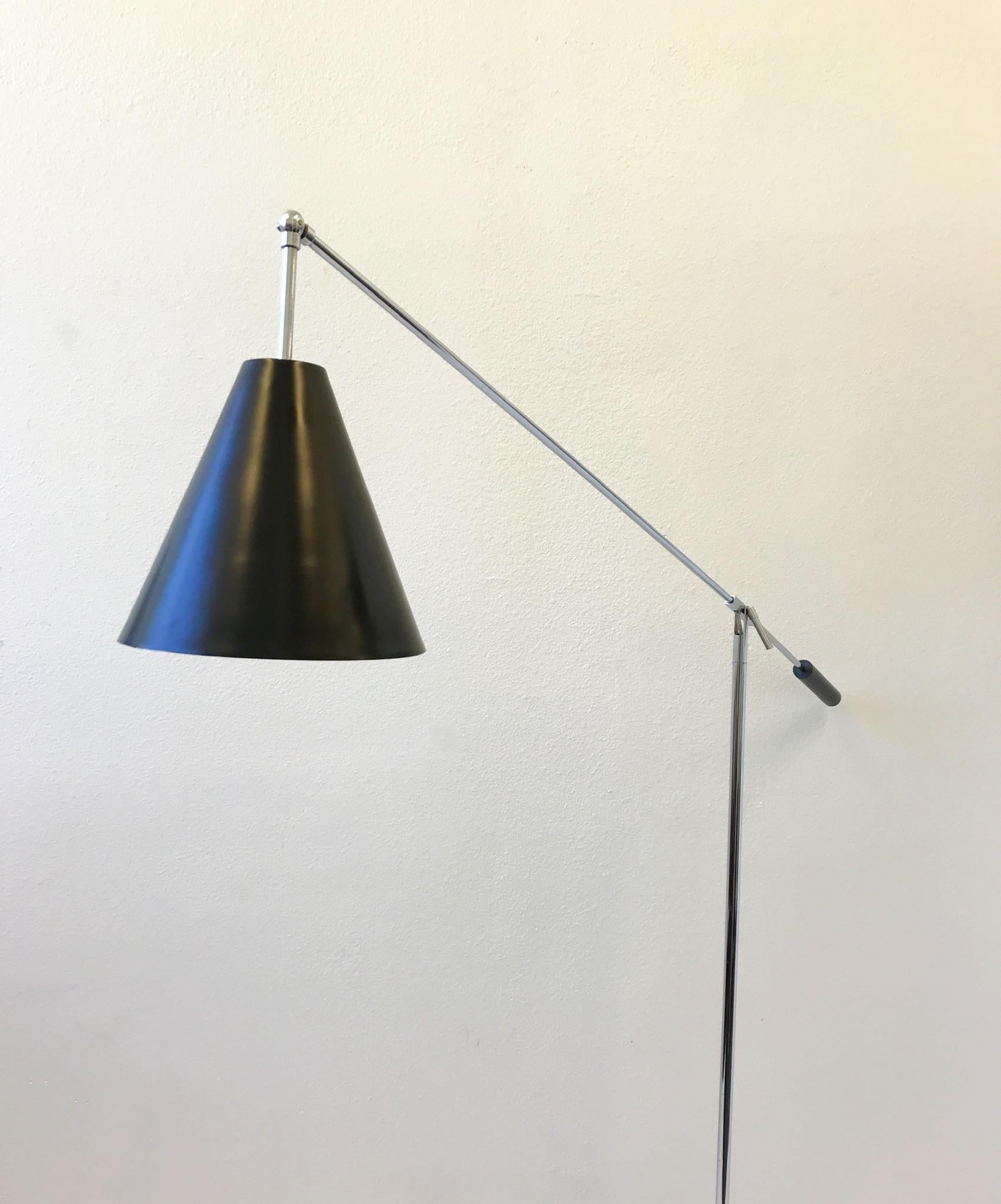 Mid-Century Modern Chrome and Black Lacquered Adjustable Floor Lamp by Robert Sonneman