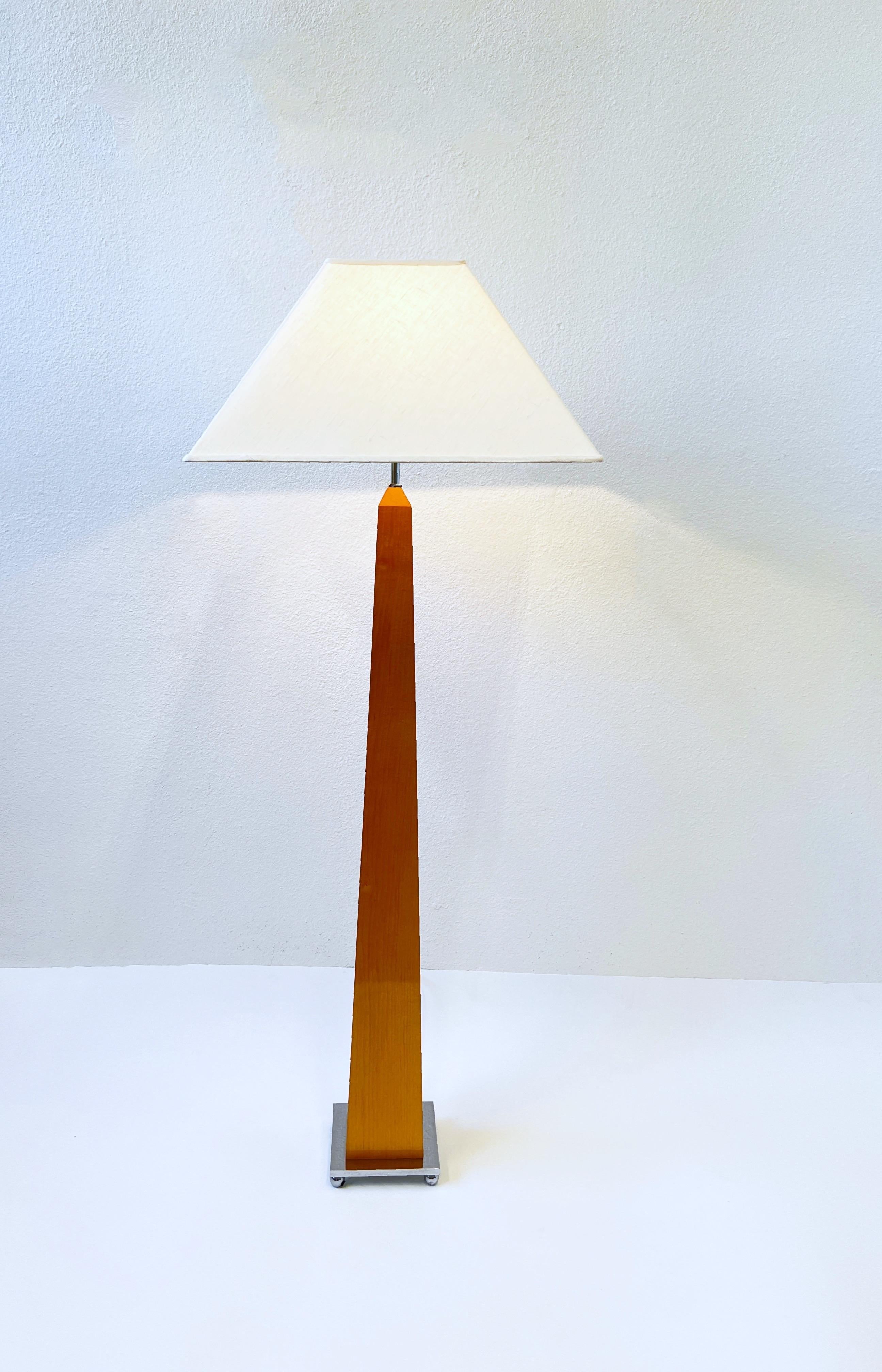 American Chrome and Blond Wood Obelisk Shape Floor Lamp For Sale