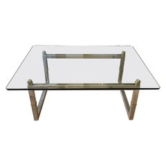 Table basse en chrome et laiton de Peter Ghyczy