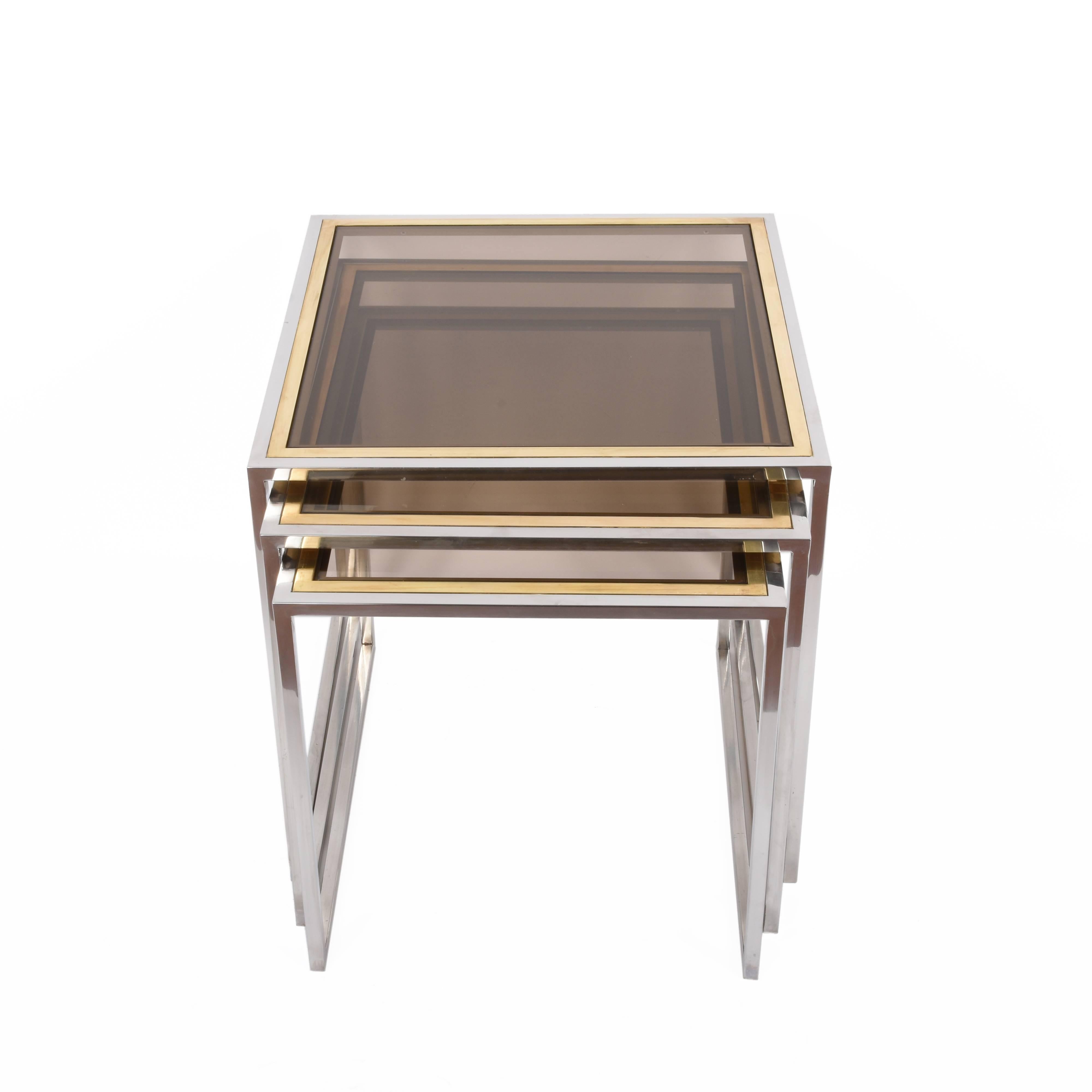 Chrome and Brass Nesting Italian Coffee Tables with Smoked Glass Top, 1970s In Fair Condition For Sale In Roma, IT