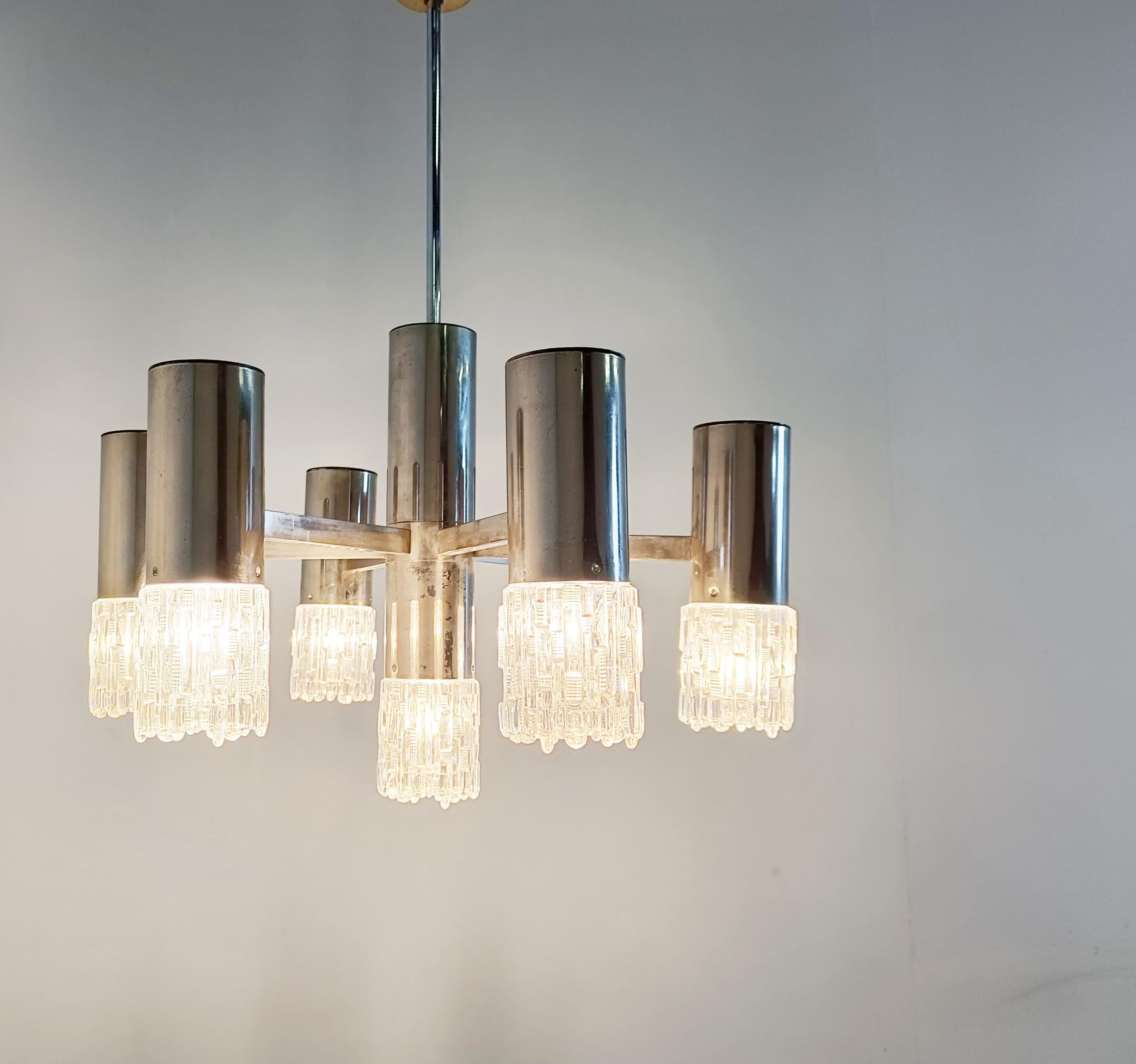 Chrome and Glass Chandelier Attributed to Sciolari, 1970s For Sale 3