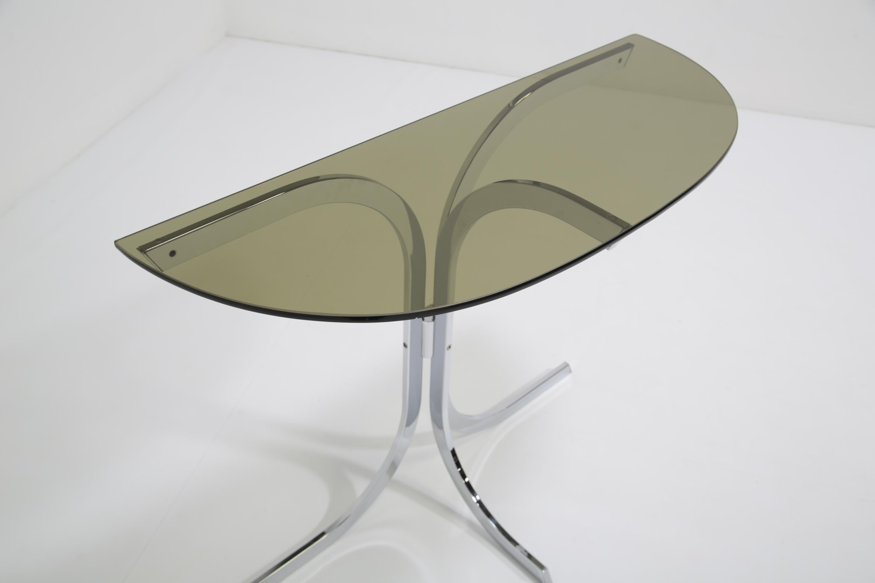Fin du 20e siècle Table console en chrome et verre peut-être française circa 1970 en vente