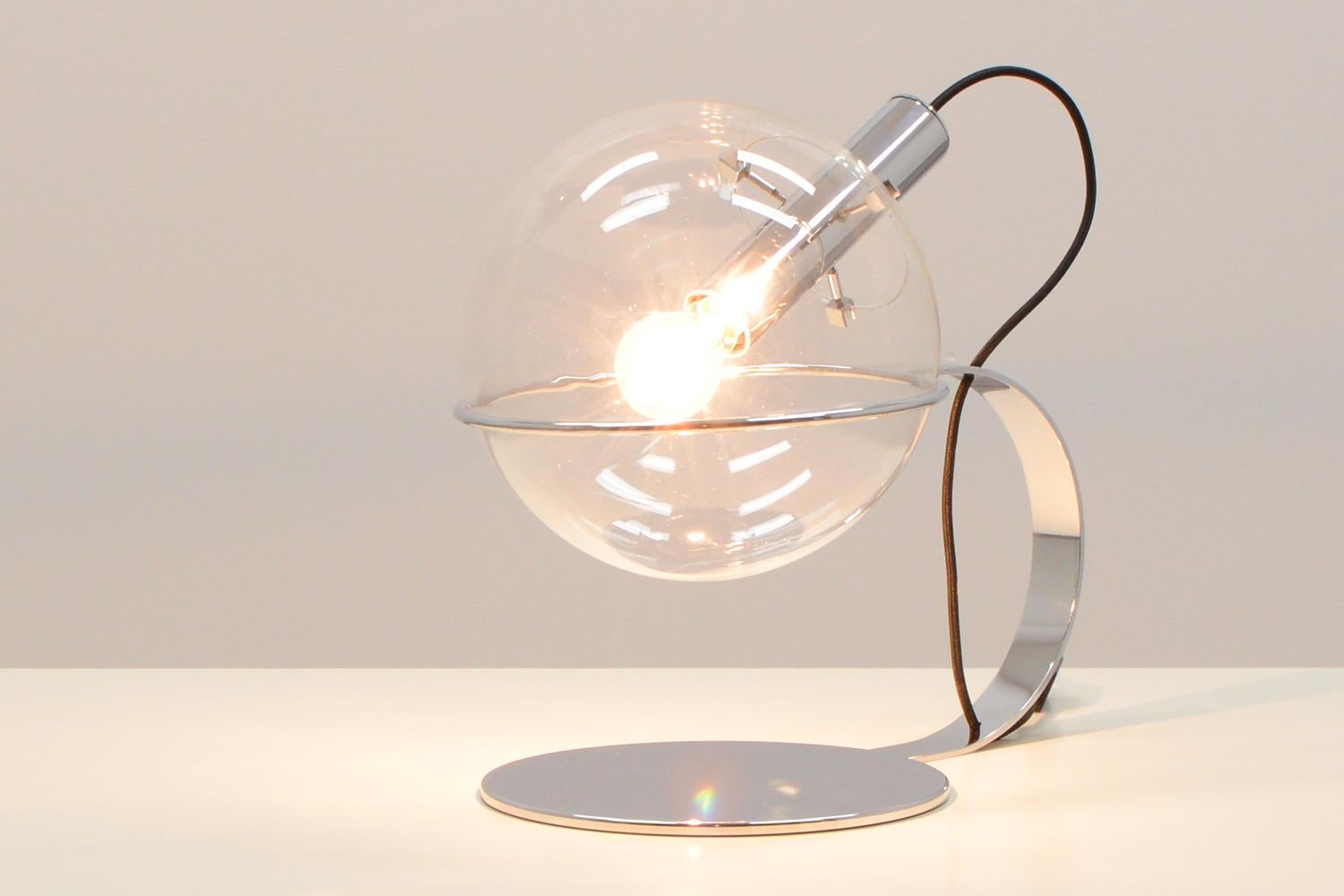 Chrome and Glass Design Globe Table Lamp, 70s In Good Condition In Landgraaf, NL