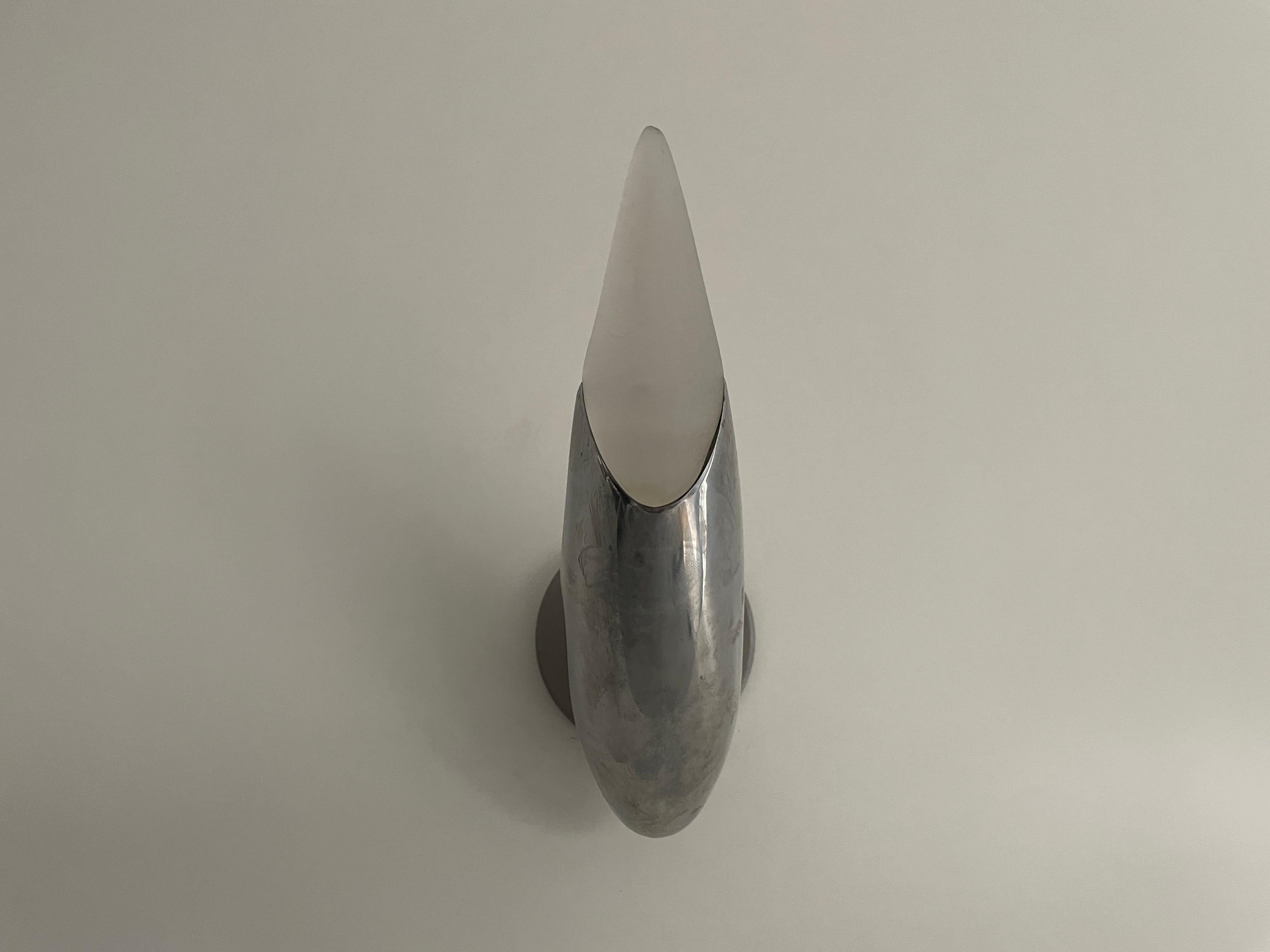 Pareja de candelabros franceses de cromo y cristal de BLUX Adar Pie, años 80, Francia finales del siglo XX en venta