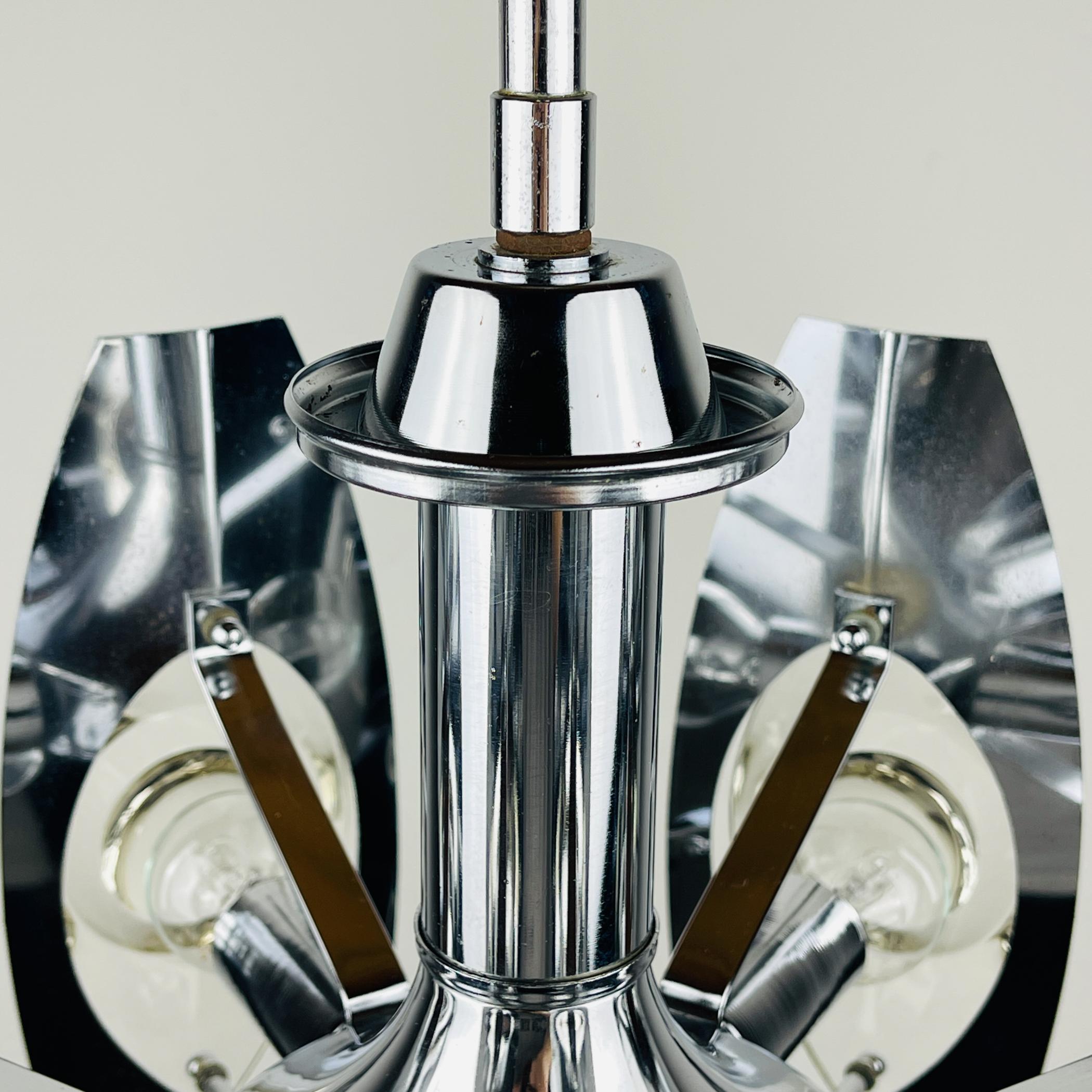 Chrome and Glass Lens Chandelier by Oscar Torlasco Italy 1960s For Sale 5