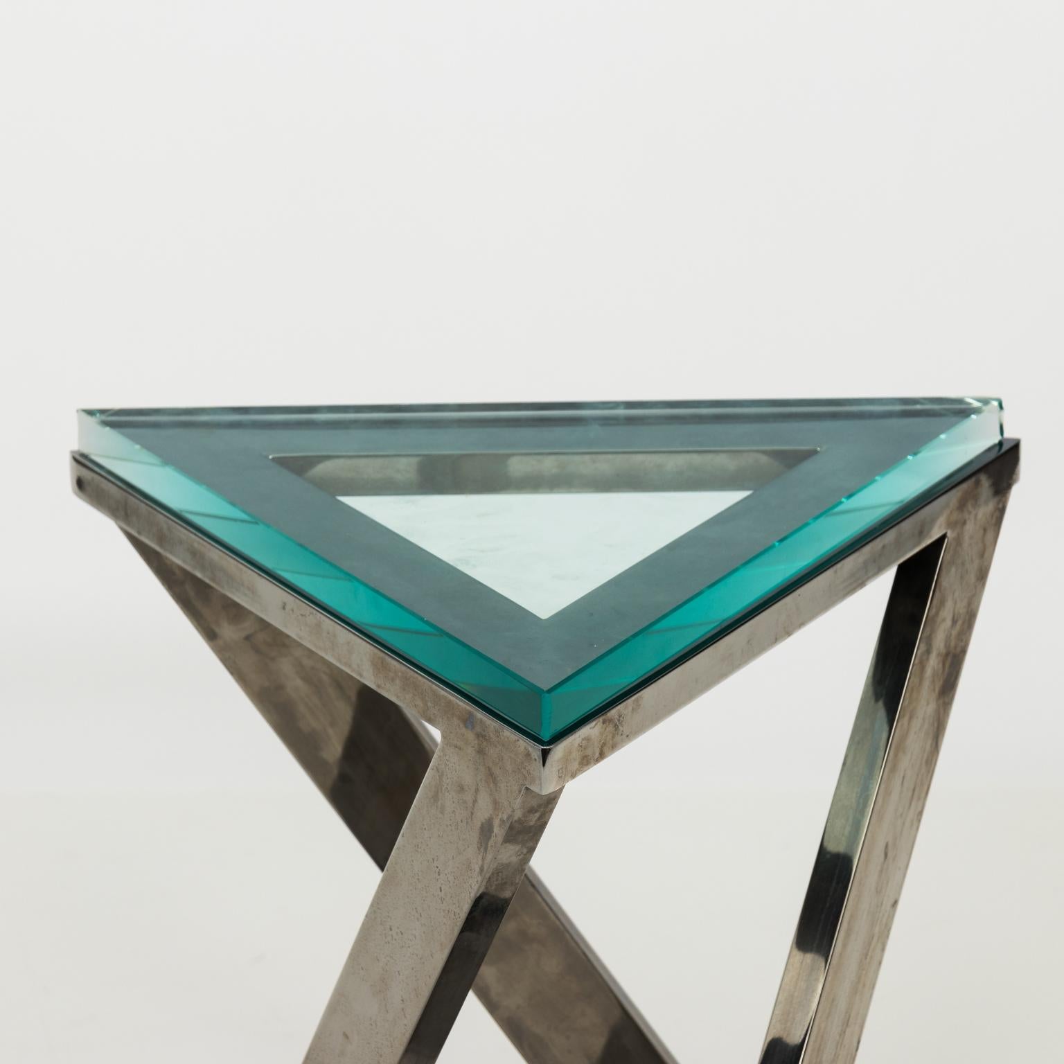 Chrome and Glass Side Table (Poliert)