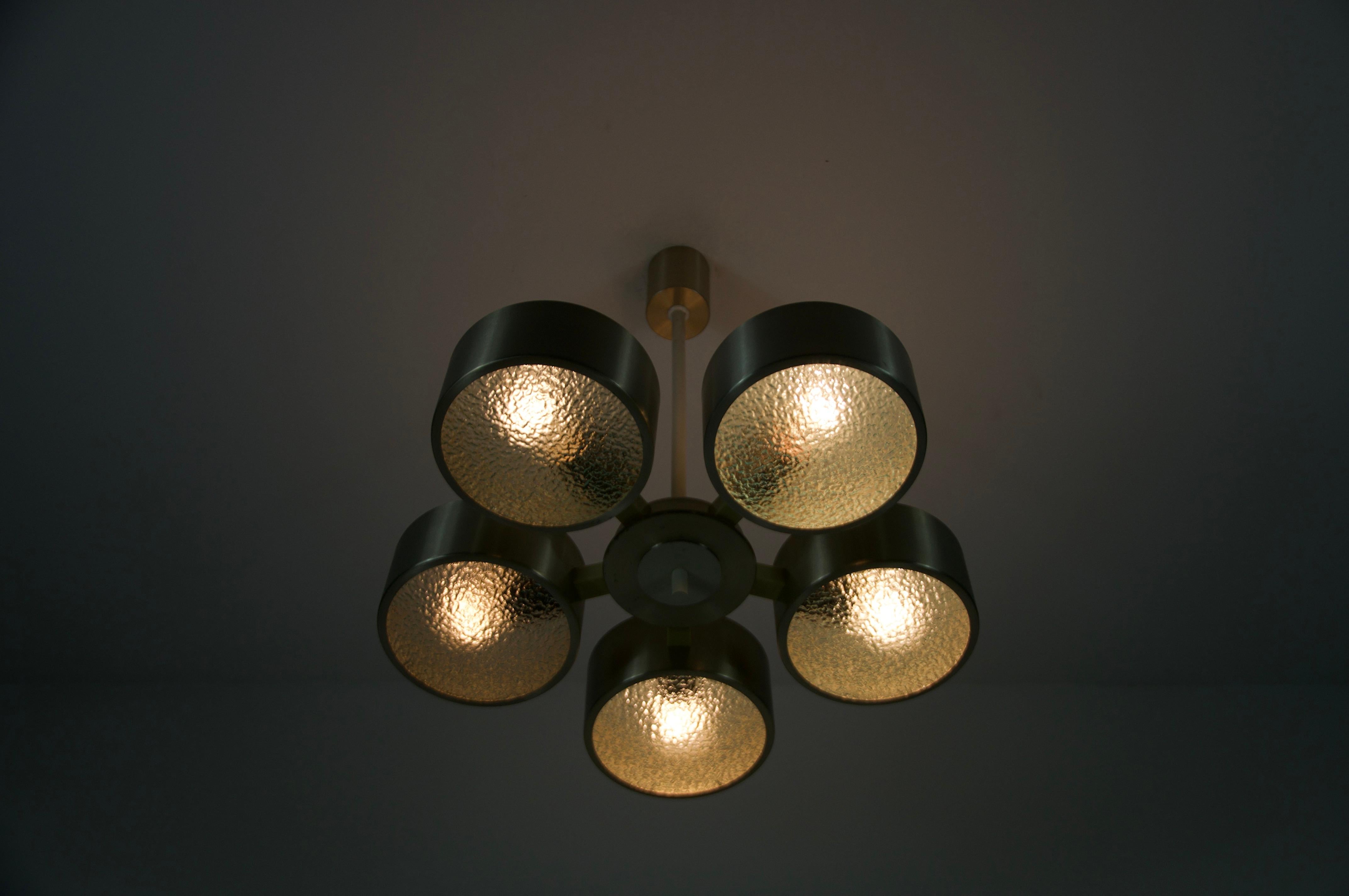 Mid-Century moderno Lampada da soffitto Space AGE in cromo e vetro, anni '70, Germania in vendita