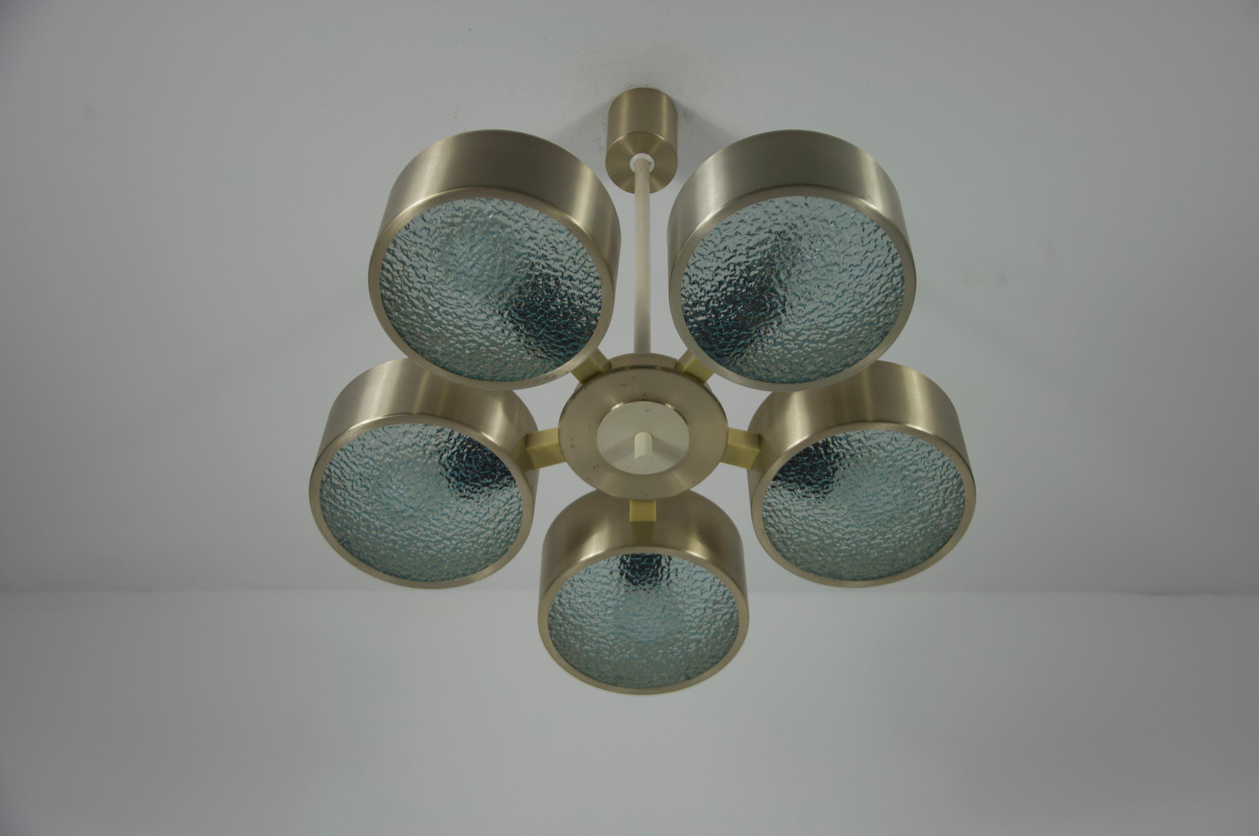Lampada da soffitto Space AGE in cromo e vetro, anni '70, Germania in vendita 2