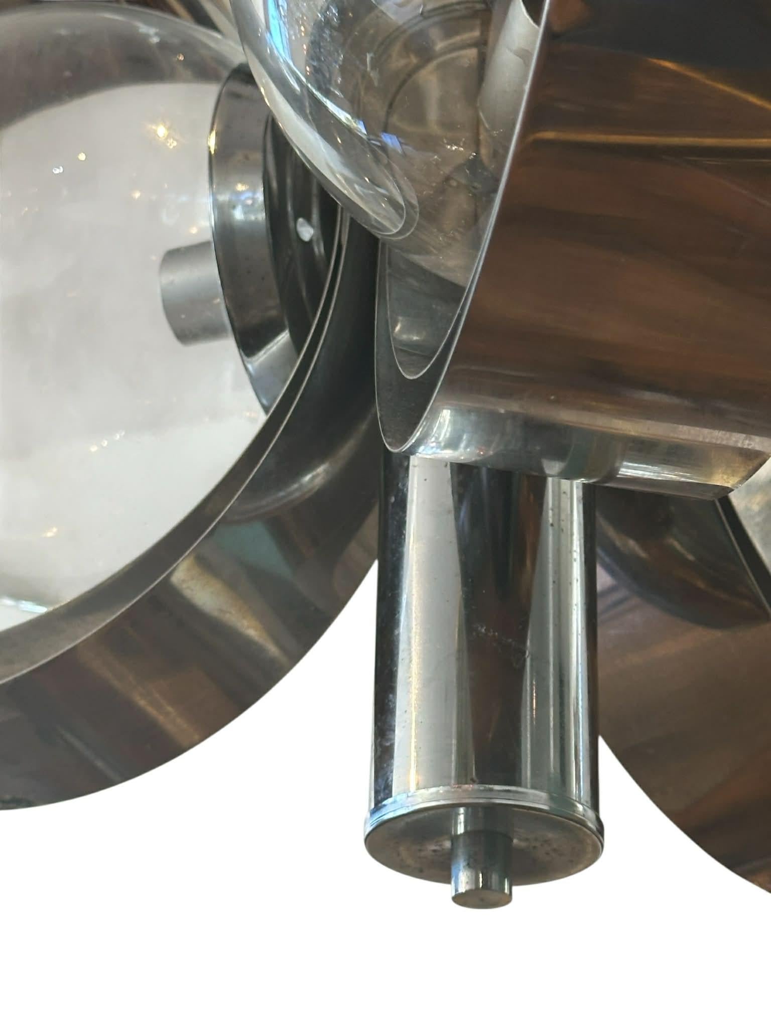 Fine XX secolo Chrome and Murano Glass chandelier by Mazzega in vendita