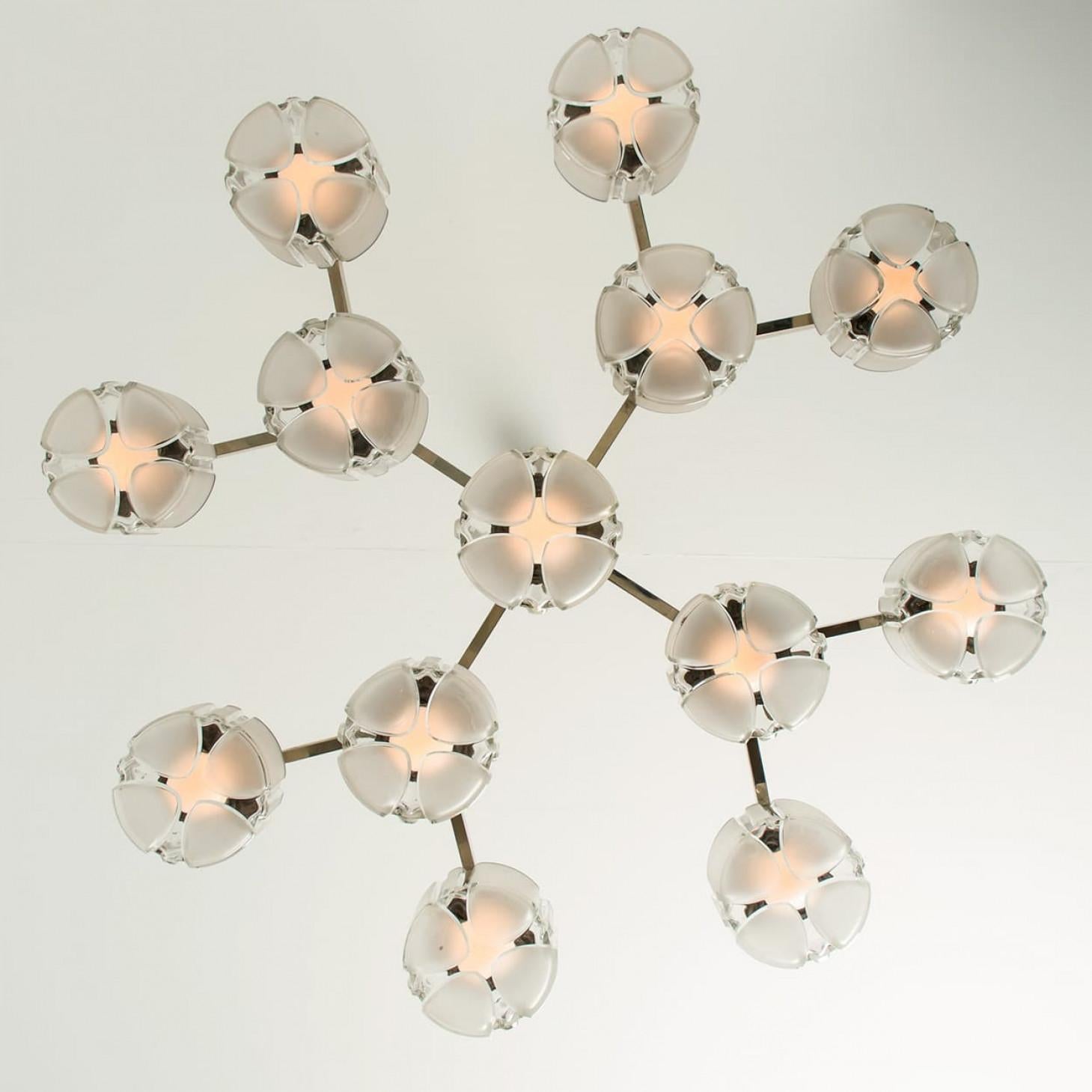 Lampadario a 13 luci in cromo e vetro di Murano di Sciolari, 1970 In condizioni buone in vendita a Rijssen, NL