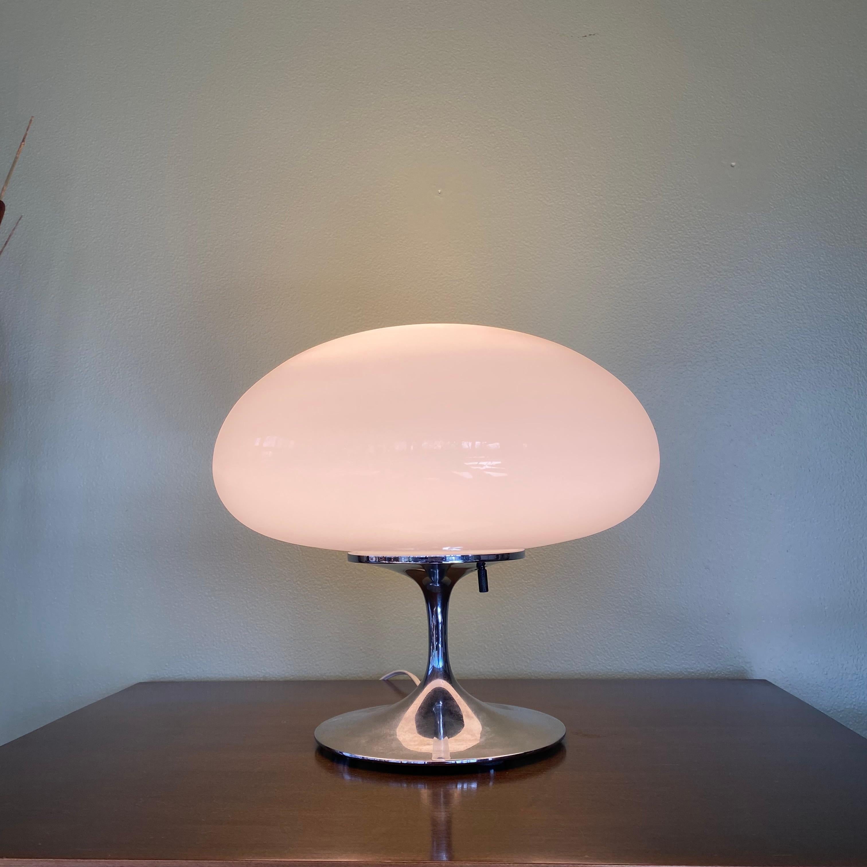 Chrome and Mushroom Glass Stemlite Table Lamp by Bill Curry for Design Line 1