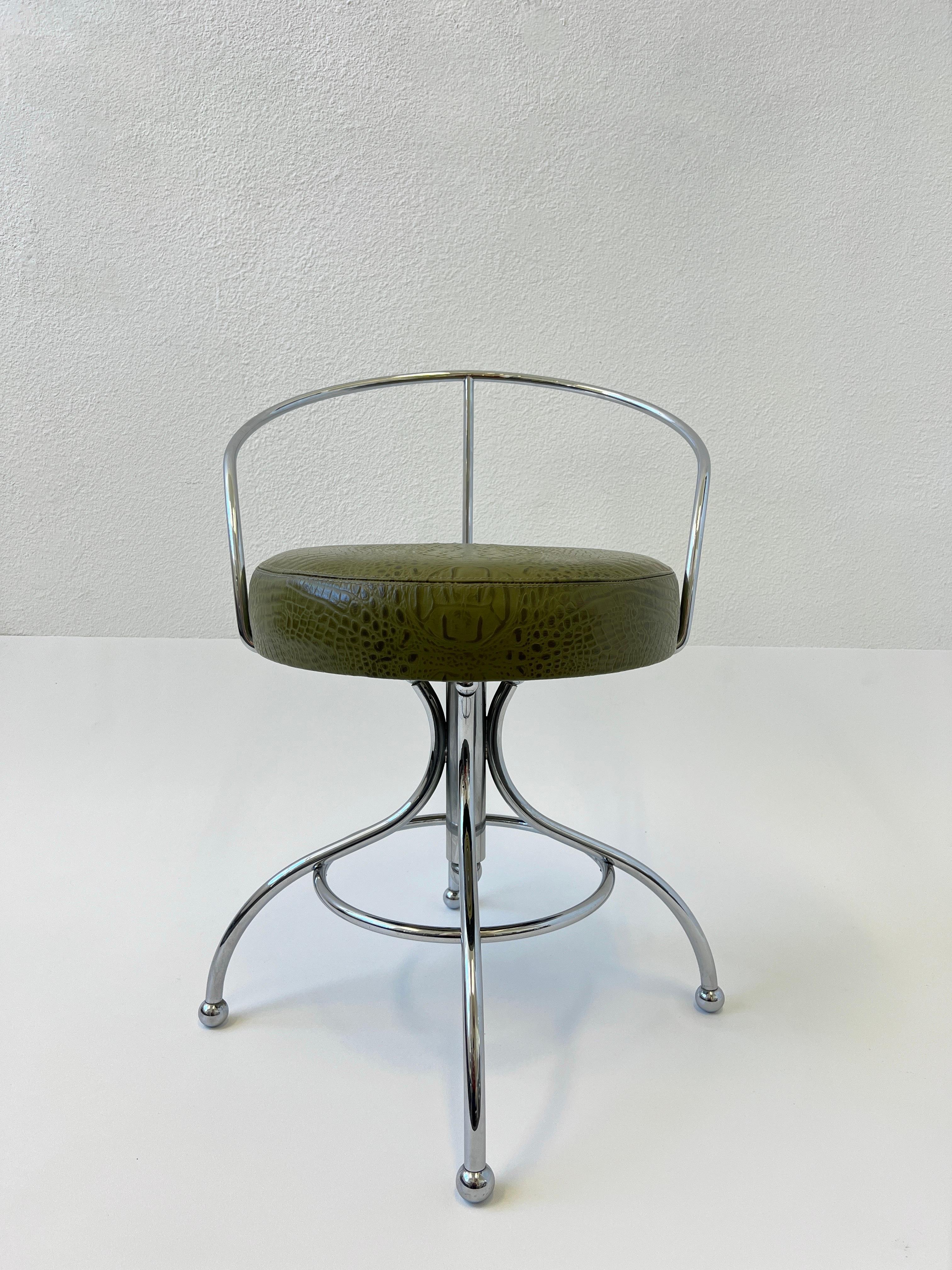 American Chrome and Olive Green Leather Swivel Vanity Stool by Charles Hollis Jones For Sale