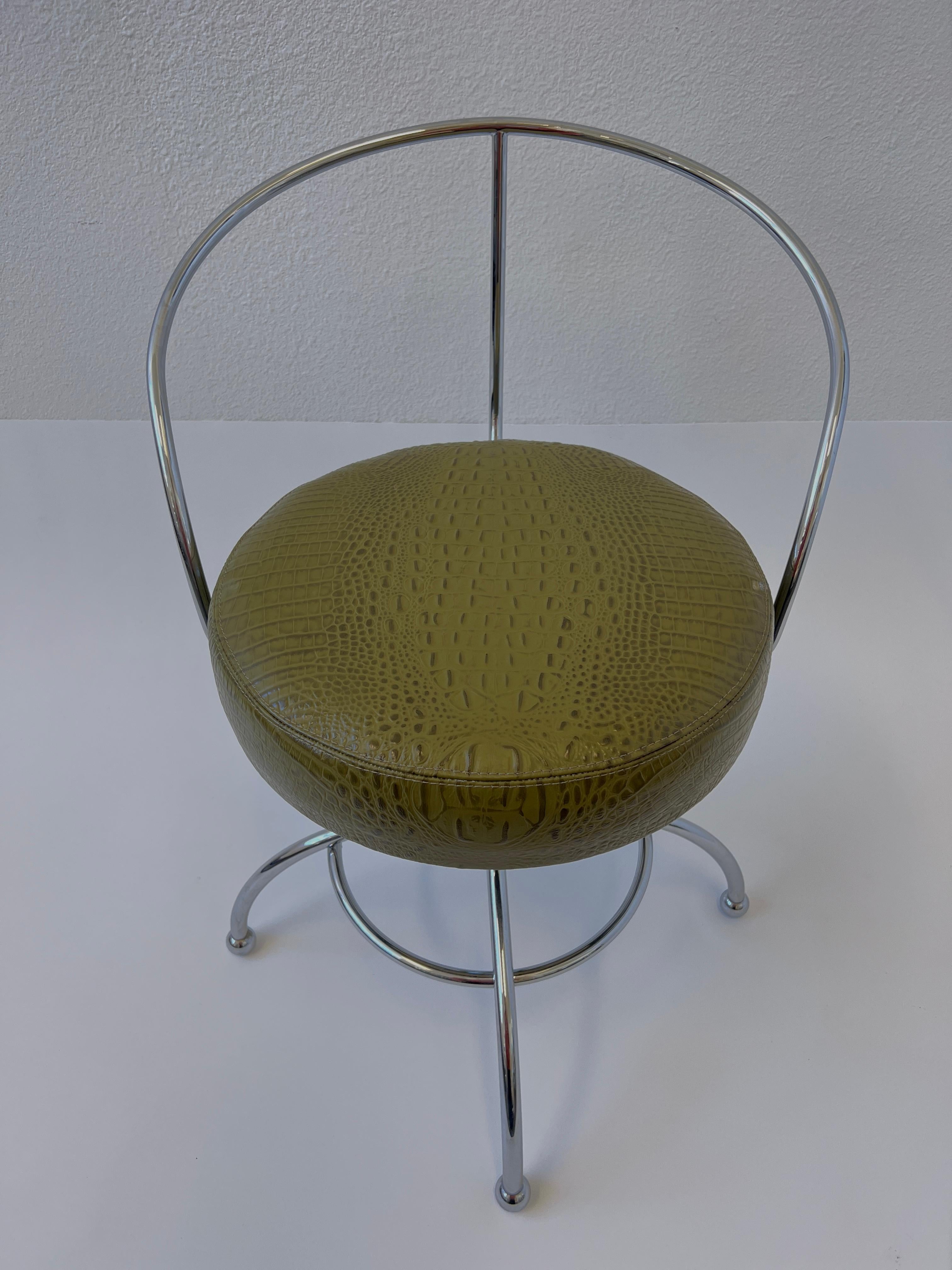 Polished Chrome and Olive Green Leather Swivel Vanity Stool by Charles Hollis Jones For Sale