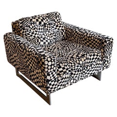 Chaise en chrome et velours optique par Milo Baughmann