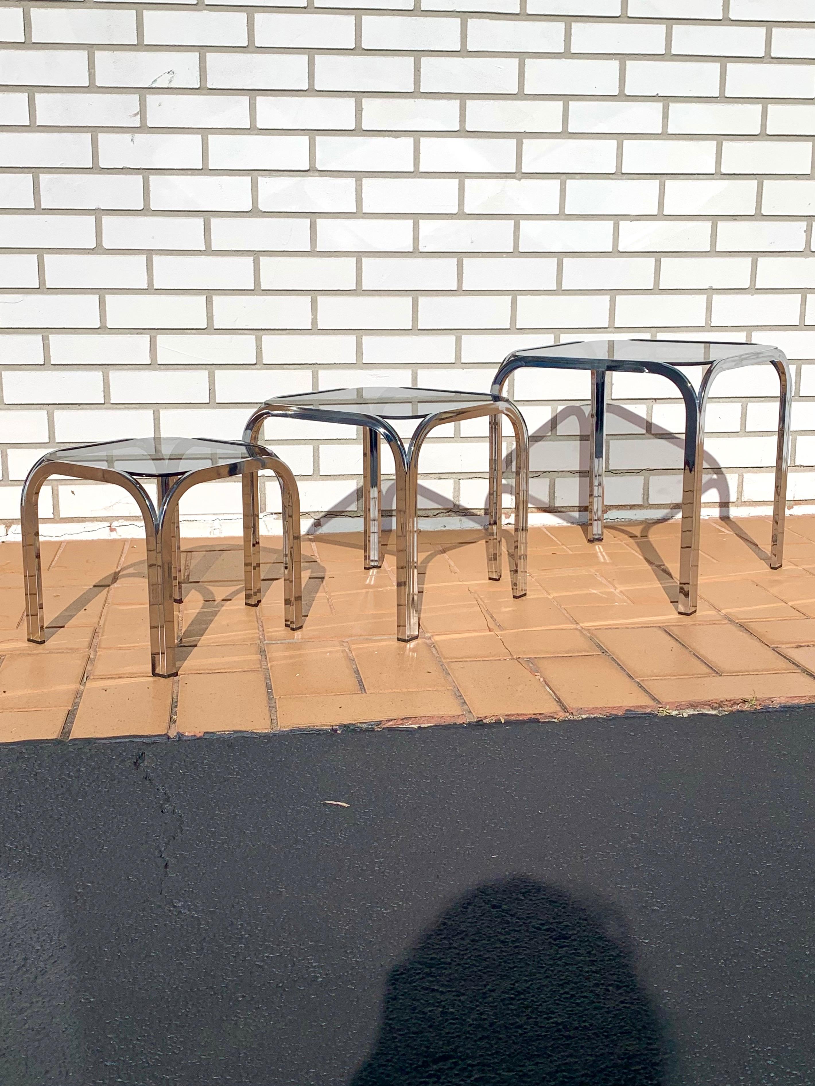 Chrome and Smoked Glass Nesting Tables in the Style of Marcel Breuer For Sale 1
