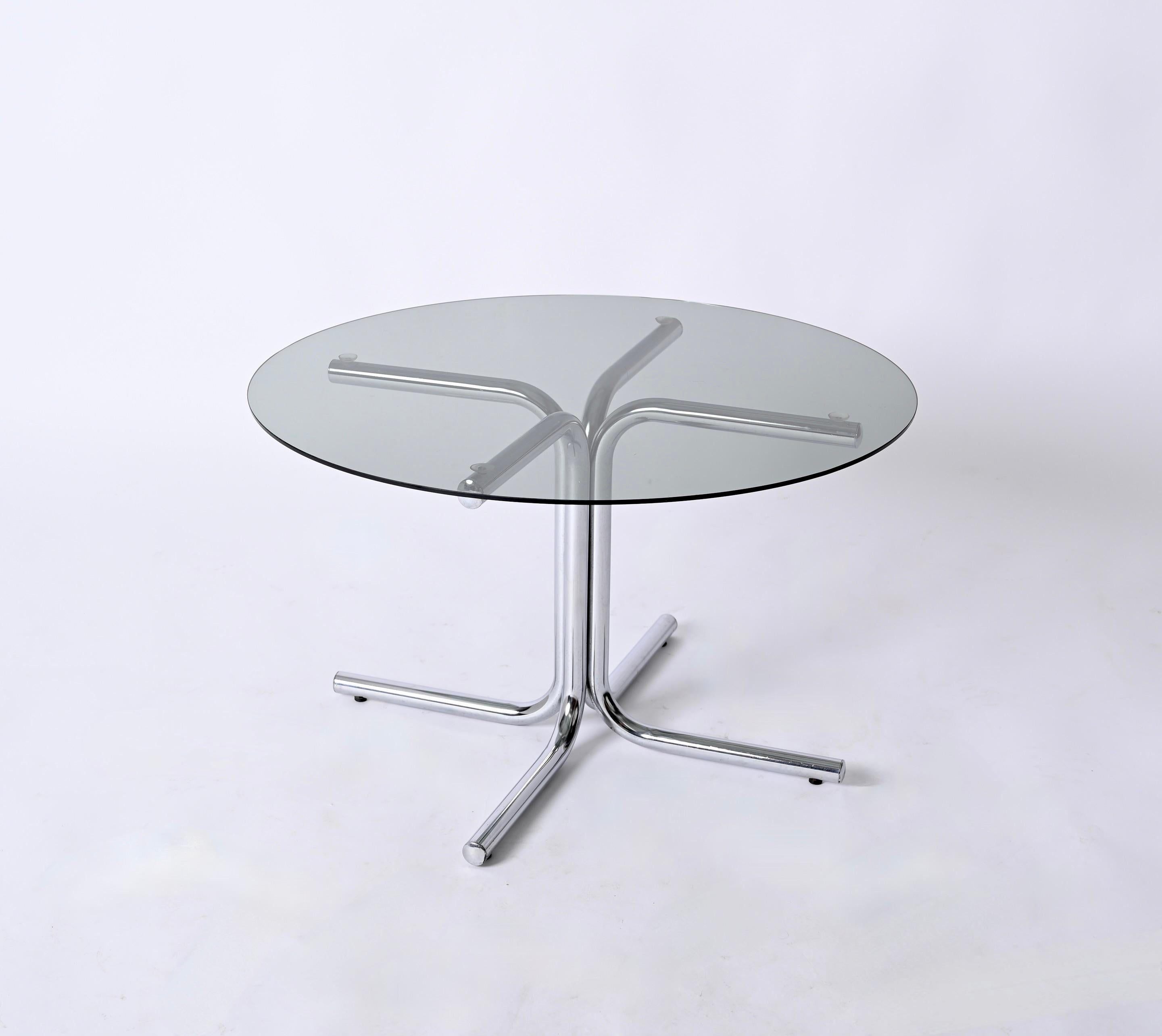 Chrome and Smoked Glass Round Italian Coffee Table, Giotto Stoppino Style, 1970s For Sale 2