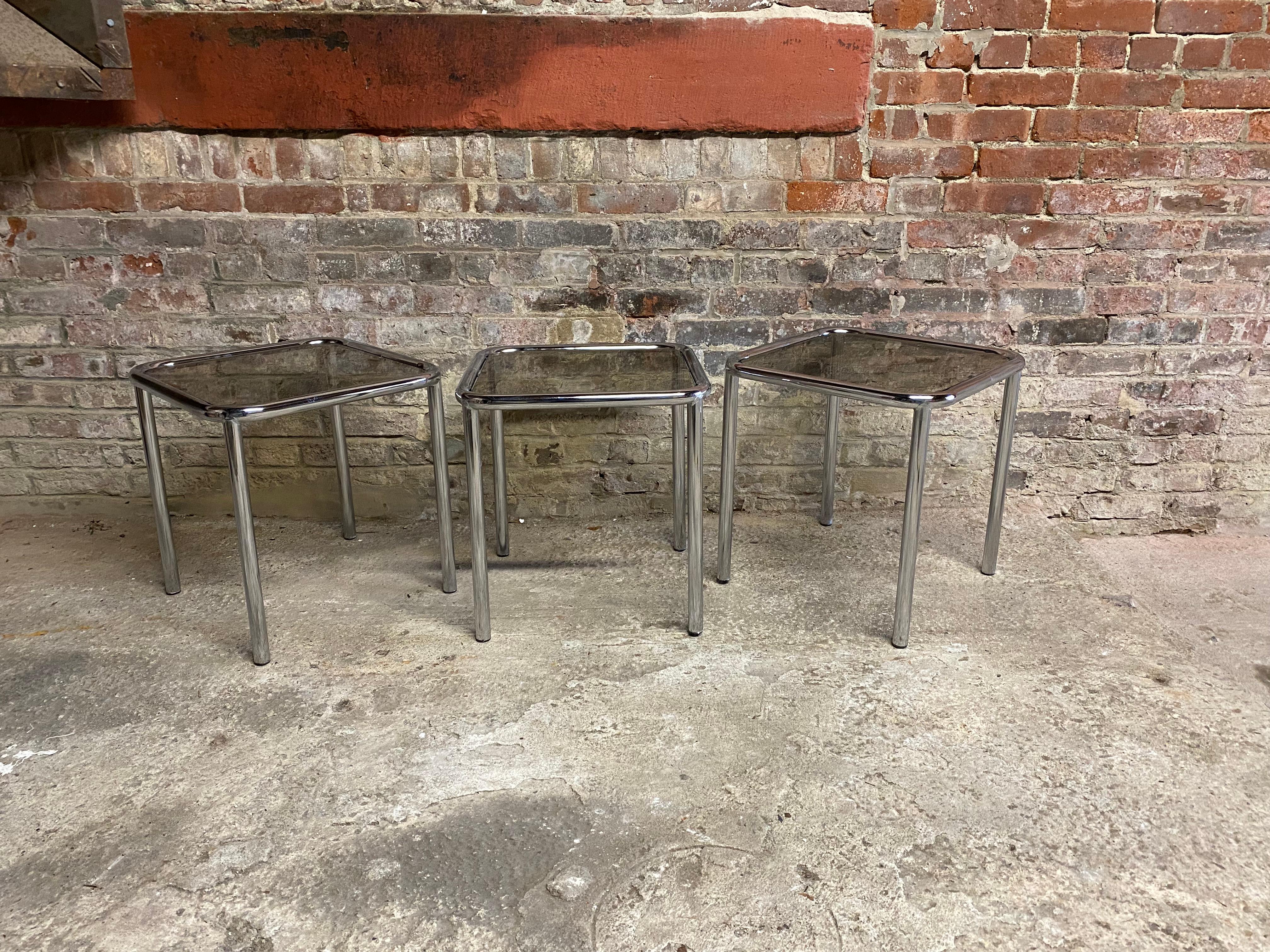 Chrome and Glass Nesting Tables by Arthur Umanoff for The Ansley Collection In Good Condition In Garnerville, NY