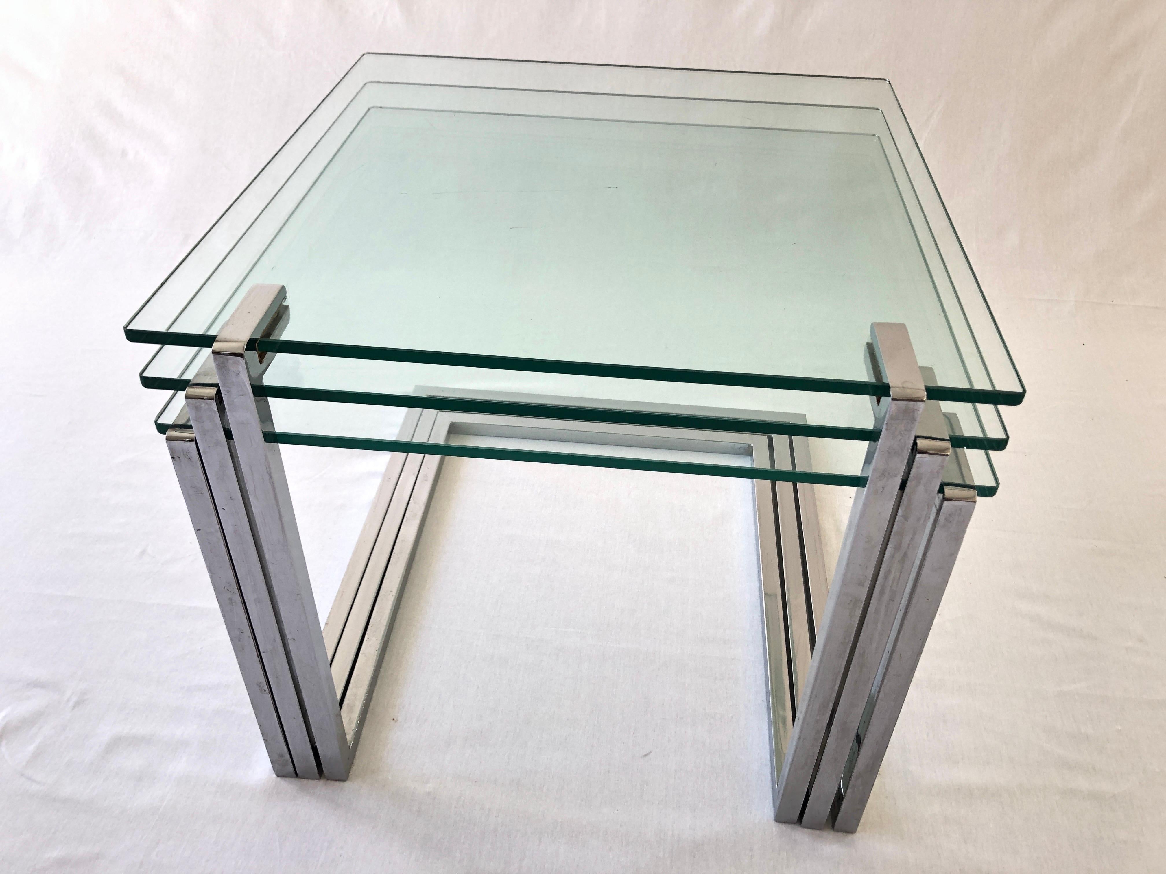 Chrome and Thick Glass Set of 3 Nesting Tables, 1970s, Germany For Sale 4