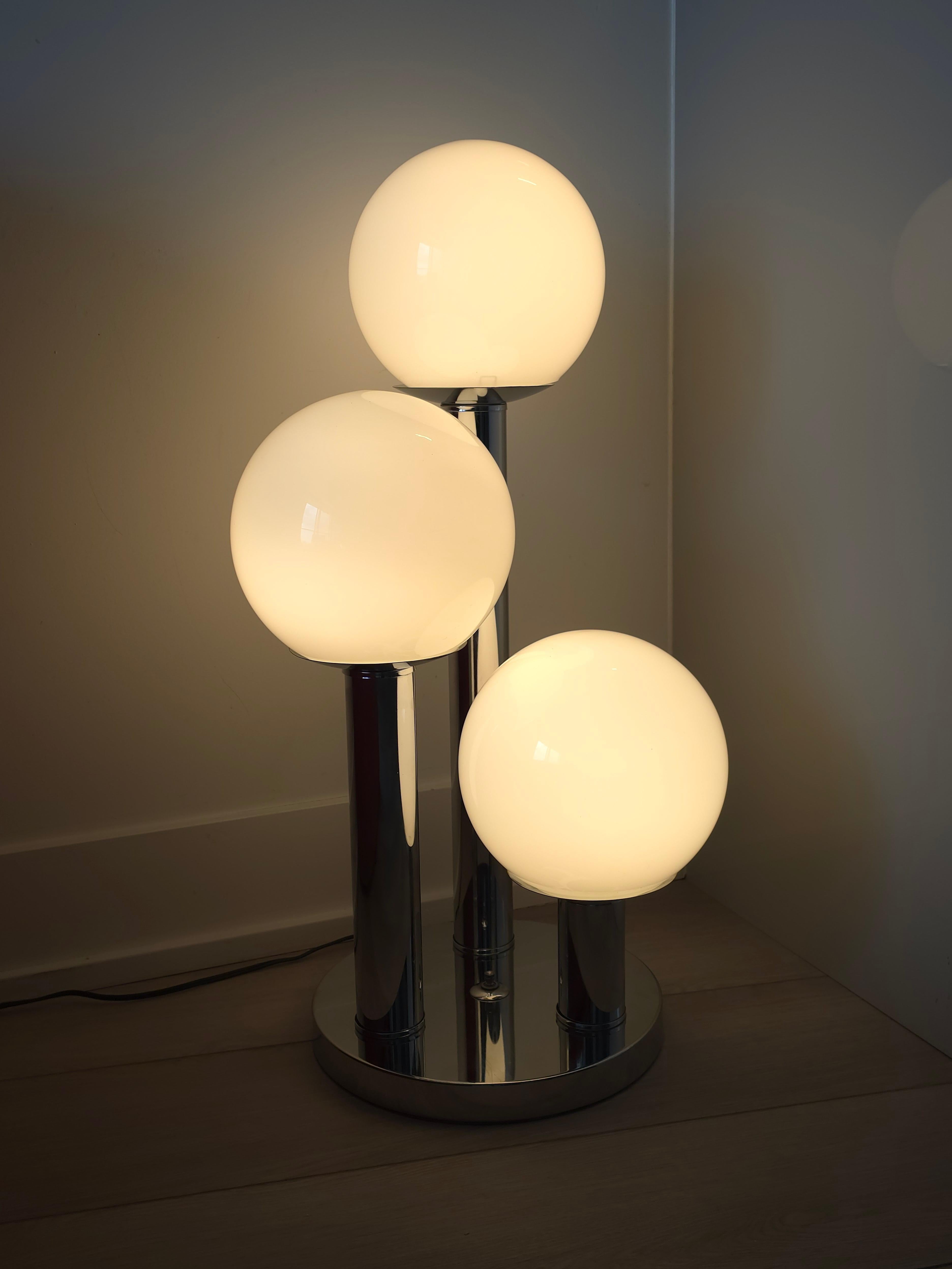 Post-Modern Chrome and Three Tier Globe Lamp 1970s