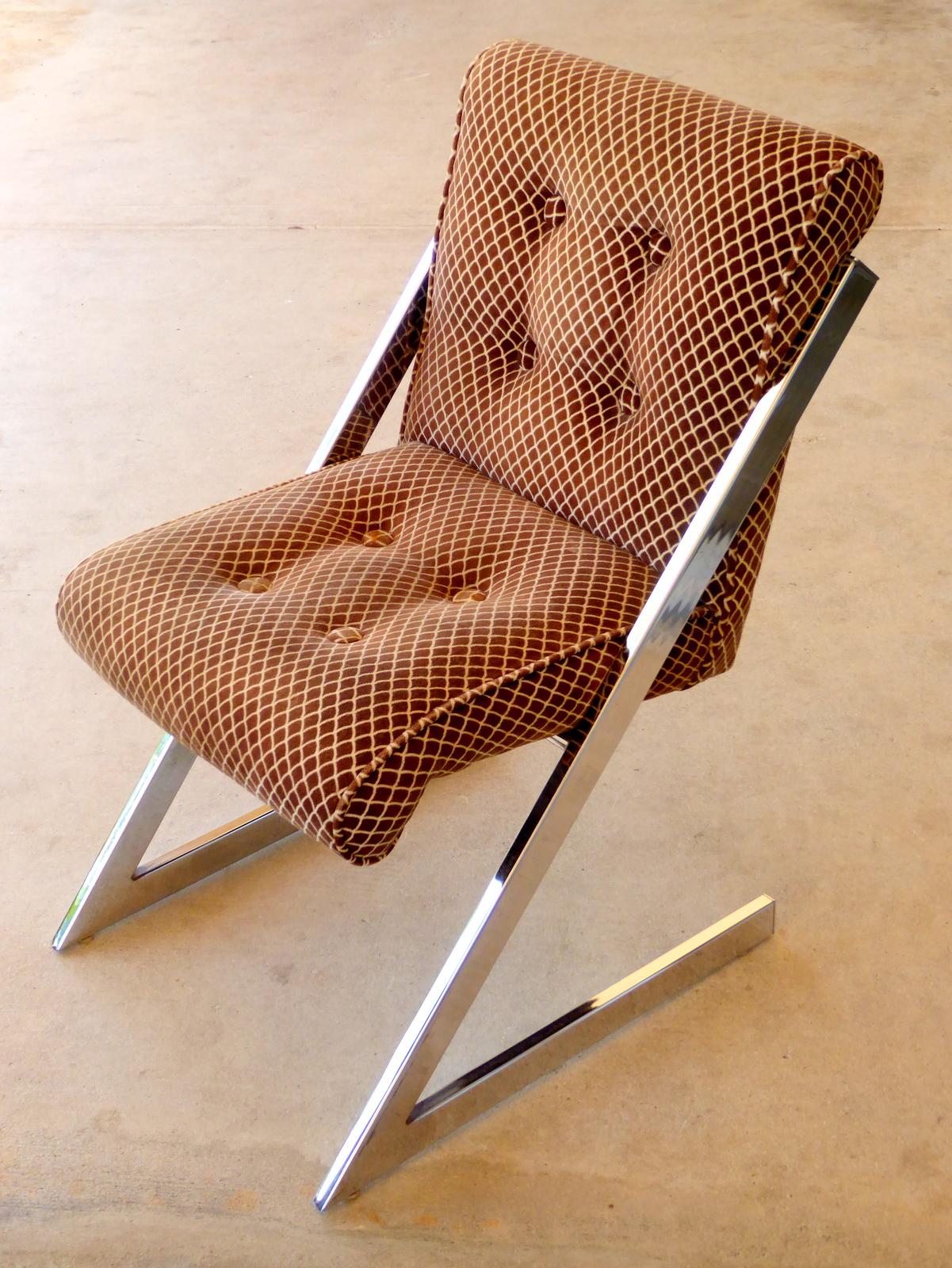 Chrome and Velvet Z-Chairs by Milo Baughman for DIA In Good Condition For Sale In Palm Beach Gardens, FL