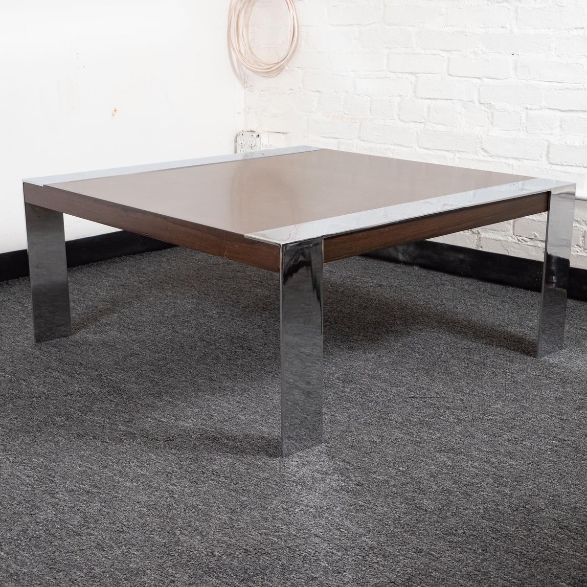 Mid-Century Modern Chrome and Walnut Coffee Table Attributed to Milo Baughman For Sale