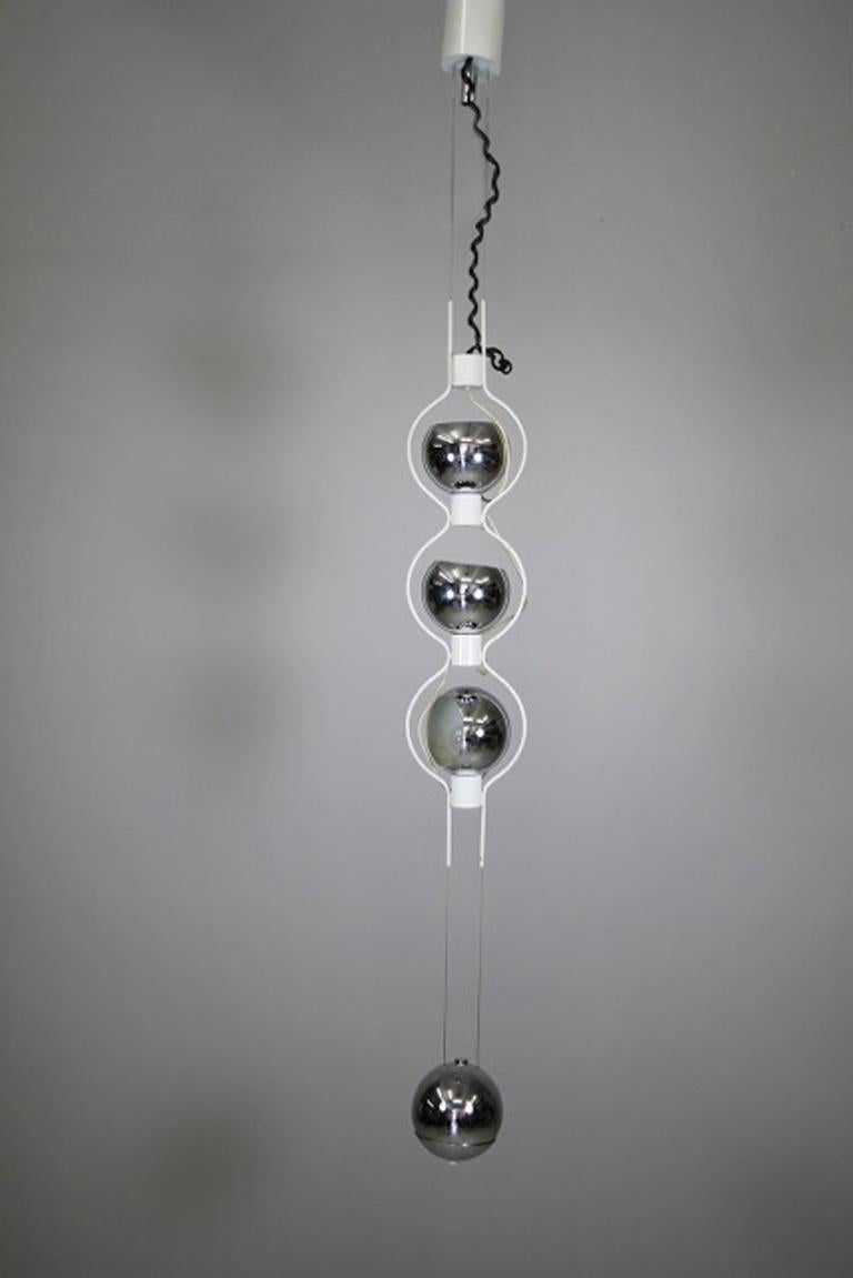 Laccato Ciondolo cromato e laccato bianco di Angelo Lelli, Mod. '14071', circa 1962 in vendita