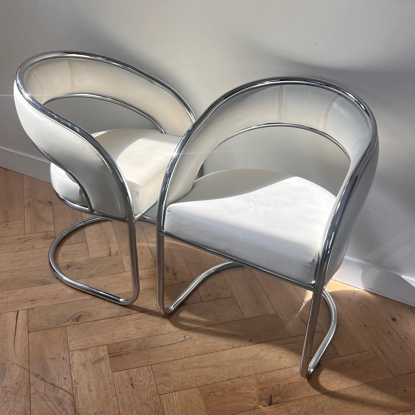 Late 20th Century Chrome and white leather chairs by Contemporary Shells, circa 1970