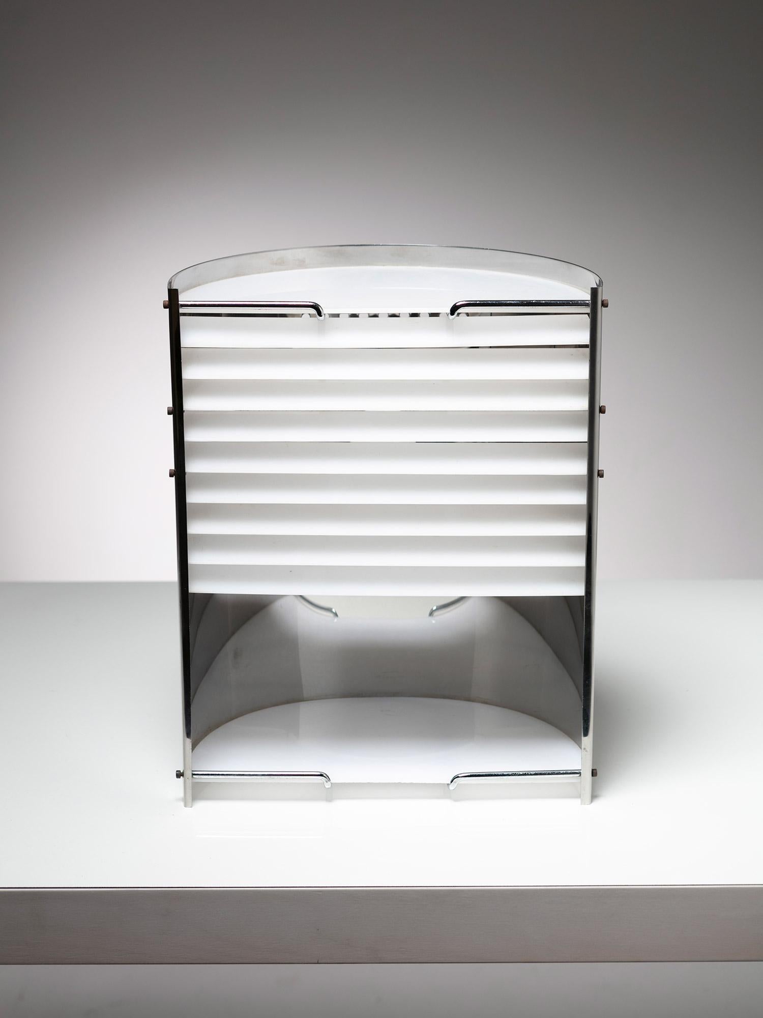 Chrome and White Plexiglass Table Lamp, Italy, 1970s For Sale 1