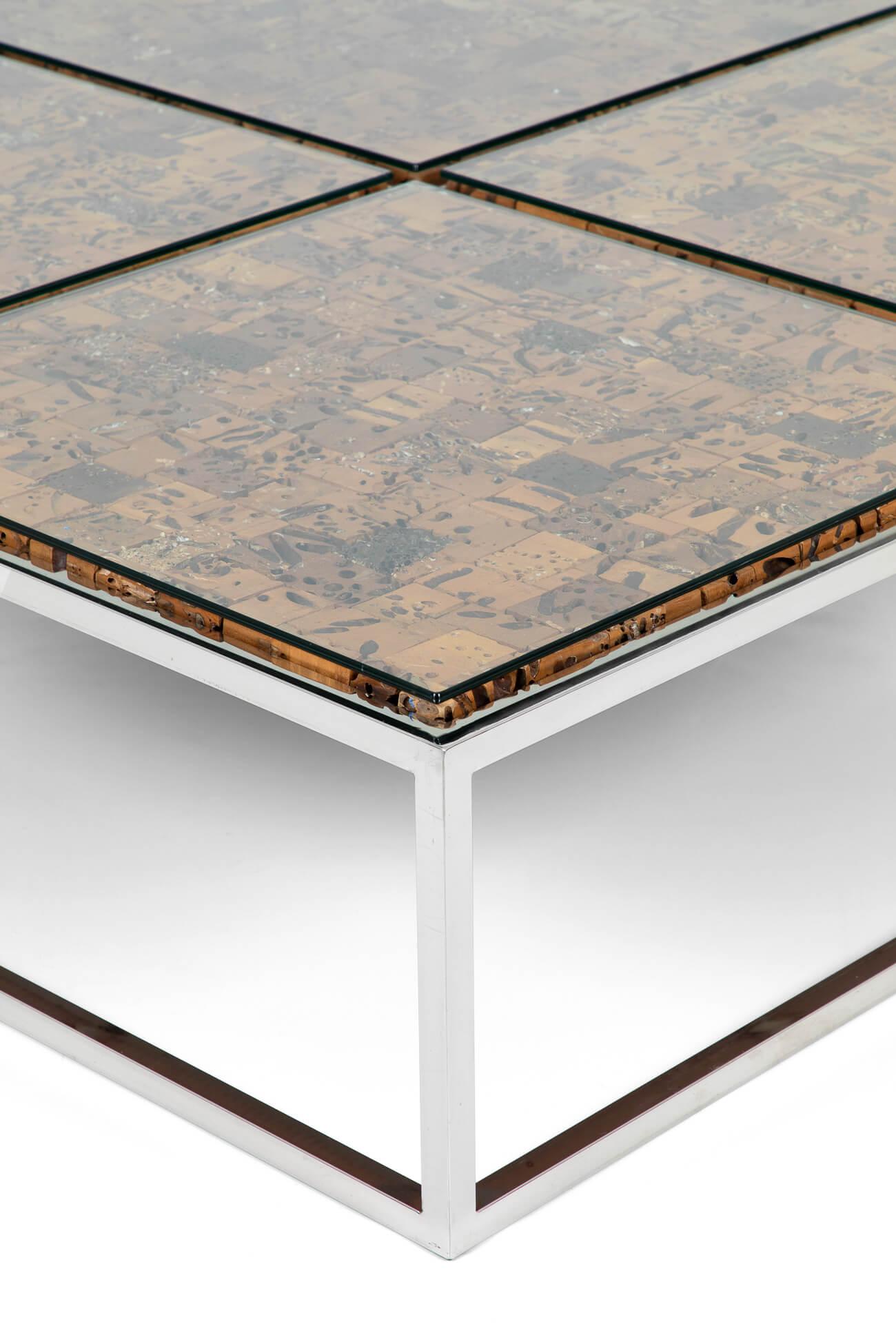 Britannique Table basse de designer en chrome et liège de bois, XXe siècle en vente