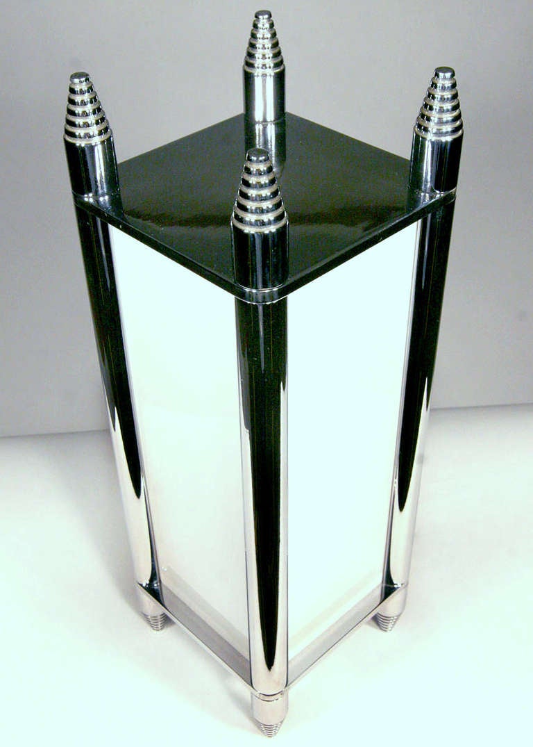 Chrome Art Deco box light constructed with chromed machined steel parts and a milk glass panel shades. The light has been rewired and is in perfect working condition.
  