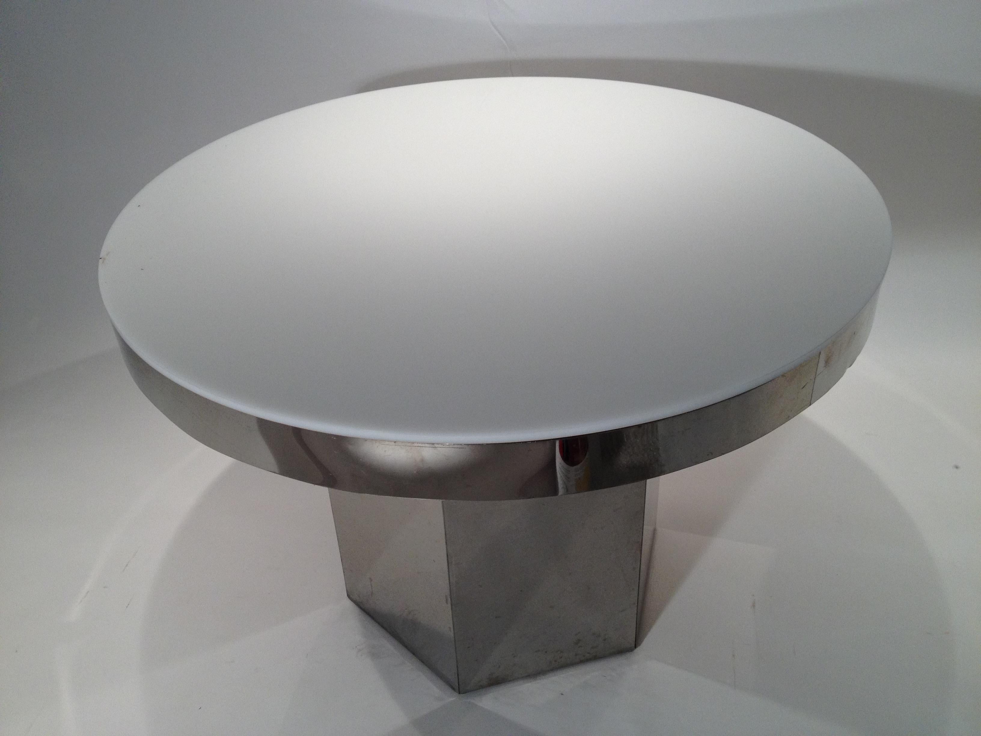 Mid-Century Modern Chrome Band & White Lucite Round Top Dining/Game/Center Table with Hexagon Base For Sale