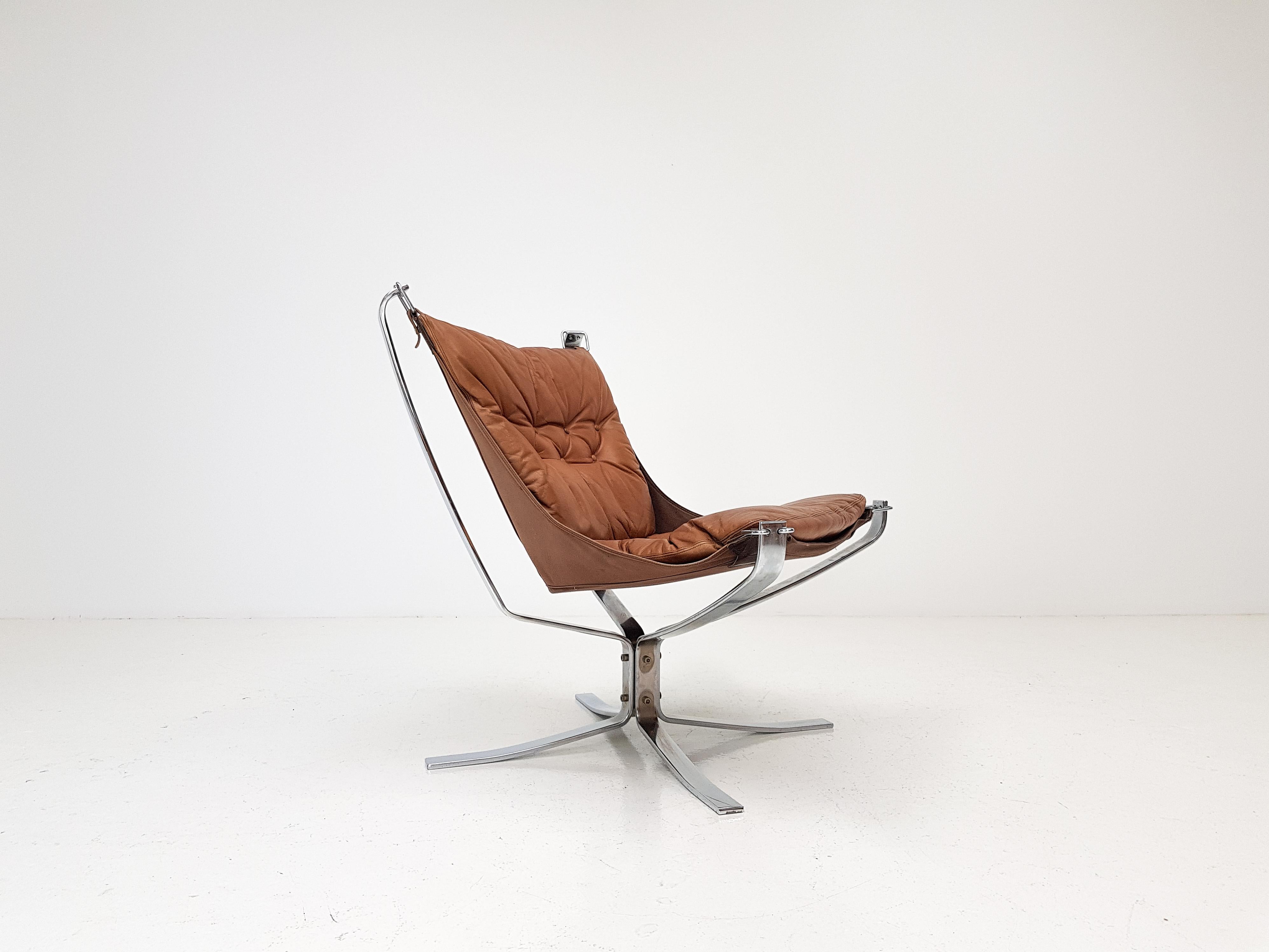 Mid-Century Modern Chrome Based Cognac Leather Sigurd Ressell Designed 1970s Falcon Chair, 1970s