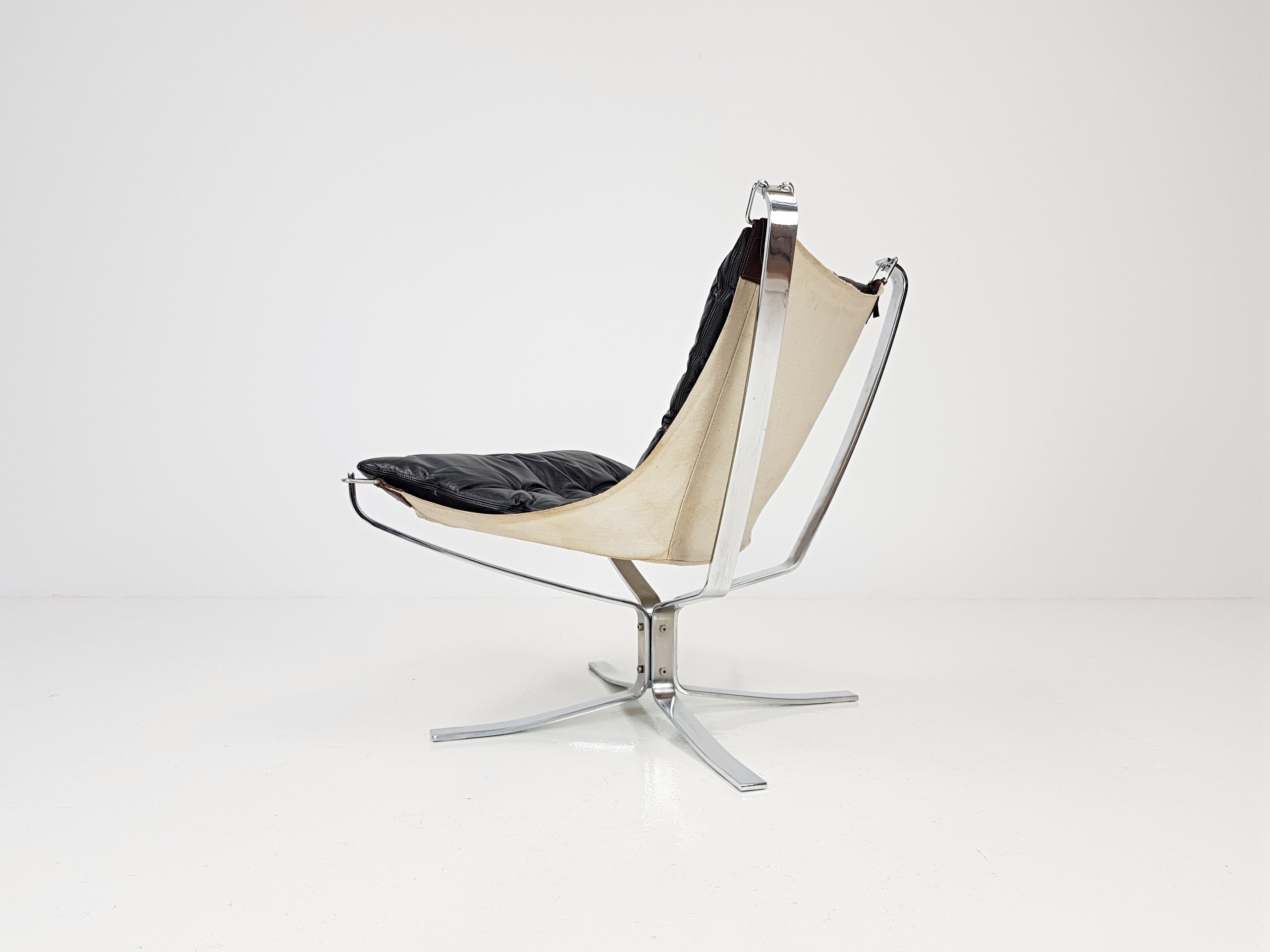 Chrome Based Low-Backed X-Framed Sigurd Ressell Designed 1970s Falcon Chair 6