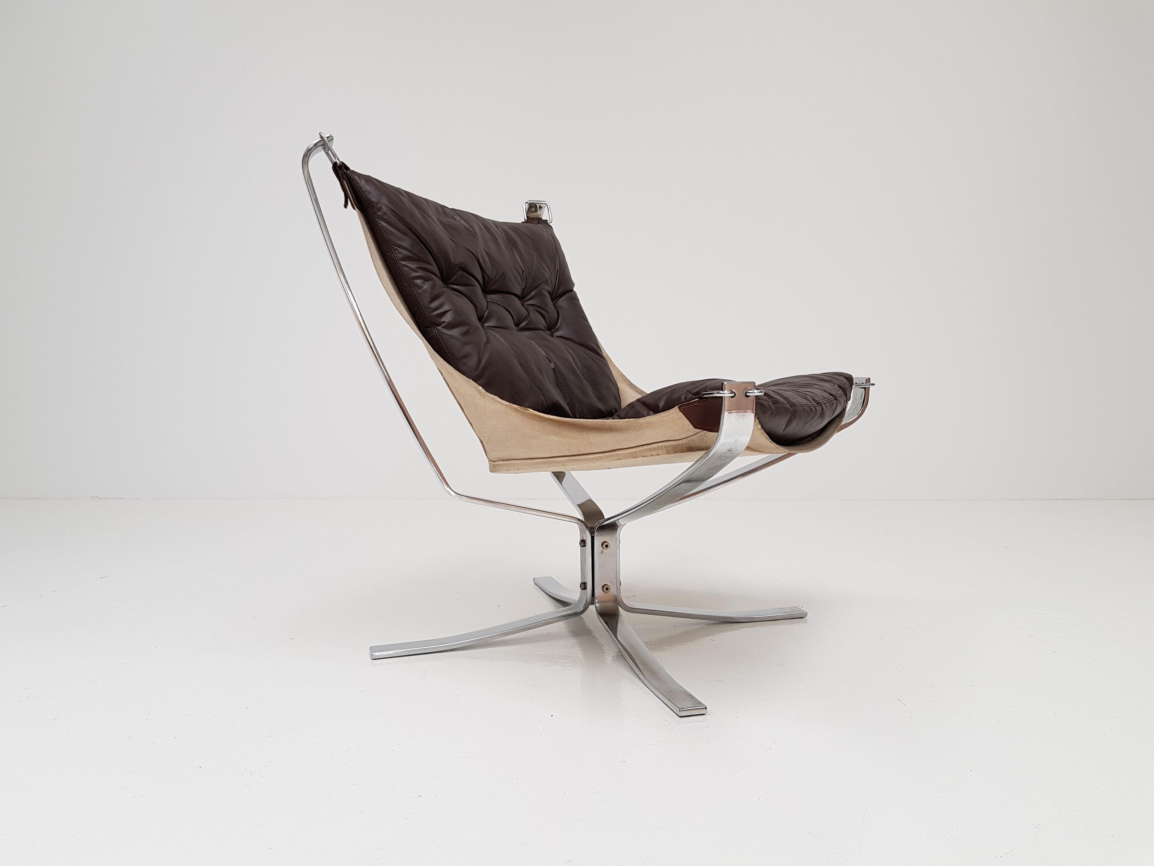 20th Century Chrome Based Low-Backed X-Framed Sigurd Ressell Designed 1970s Falcon Chair