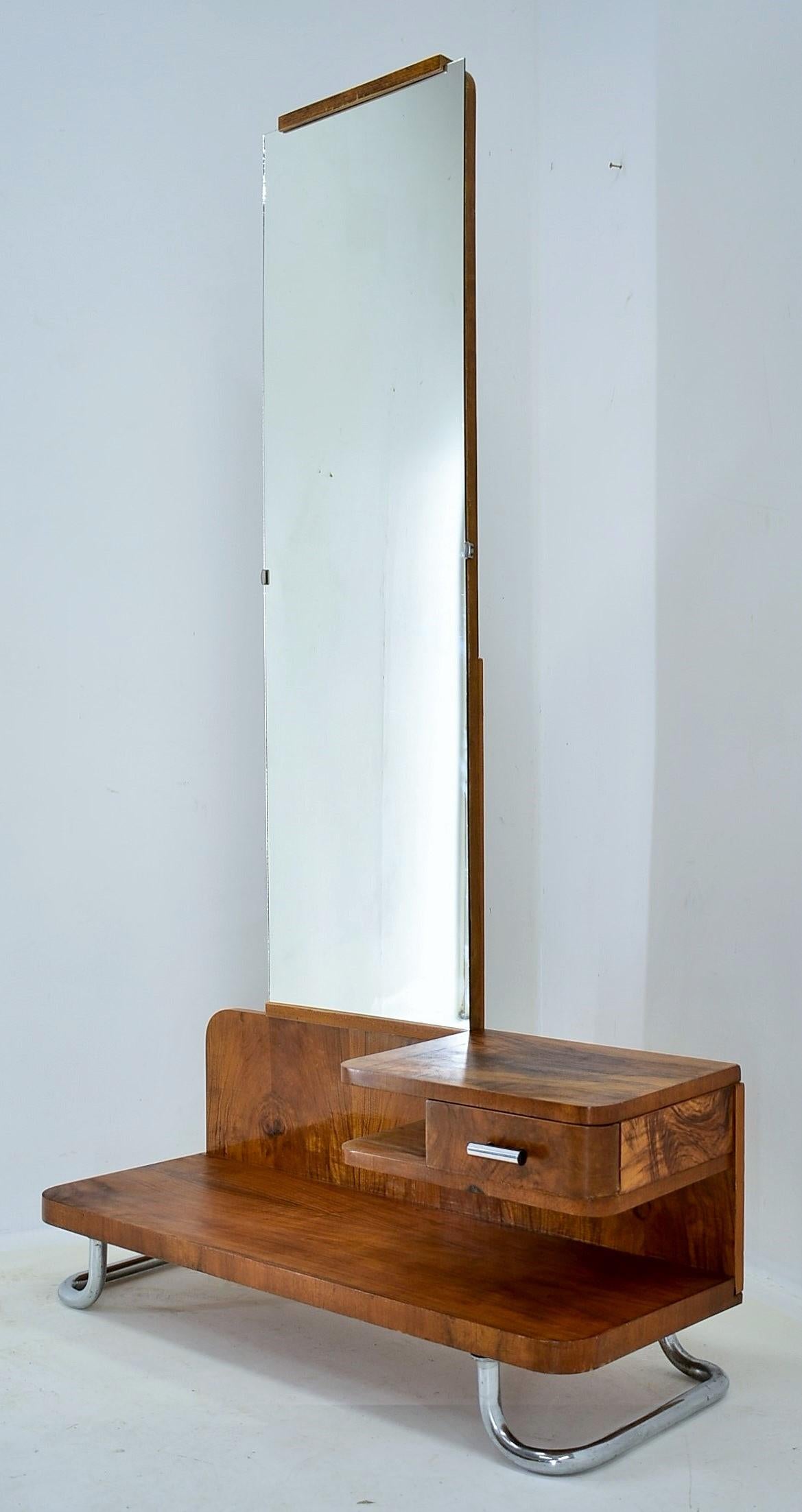 Verchromter Bauhaus-Schminktisch, 1930er Jahre im Angebot 7