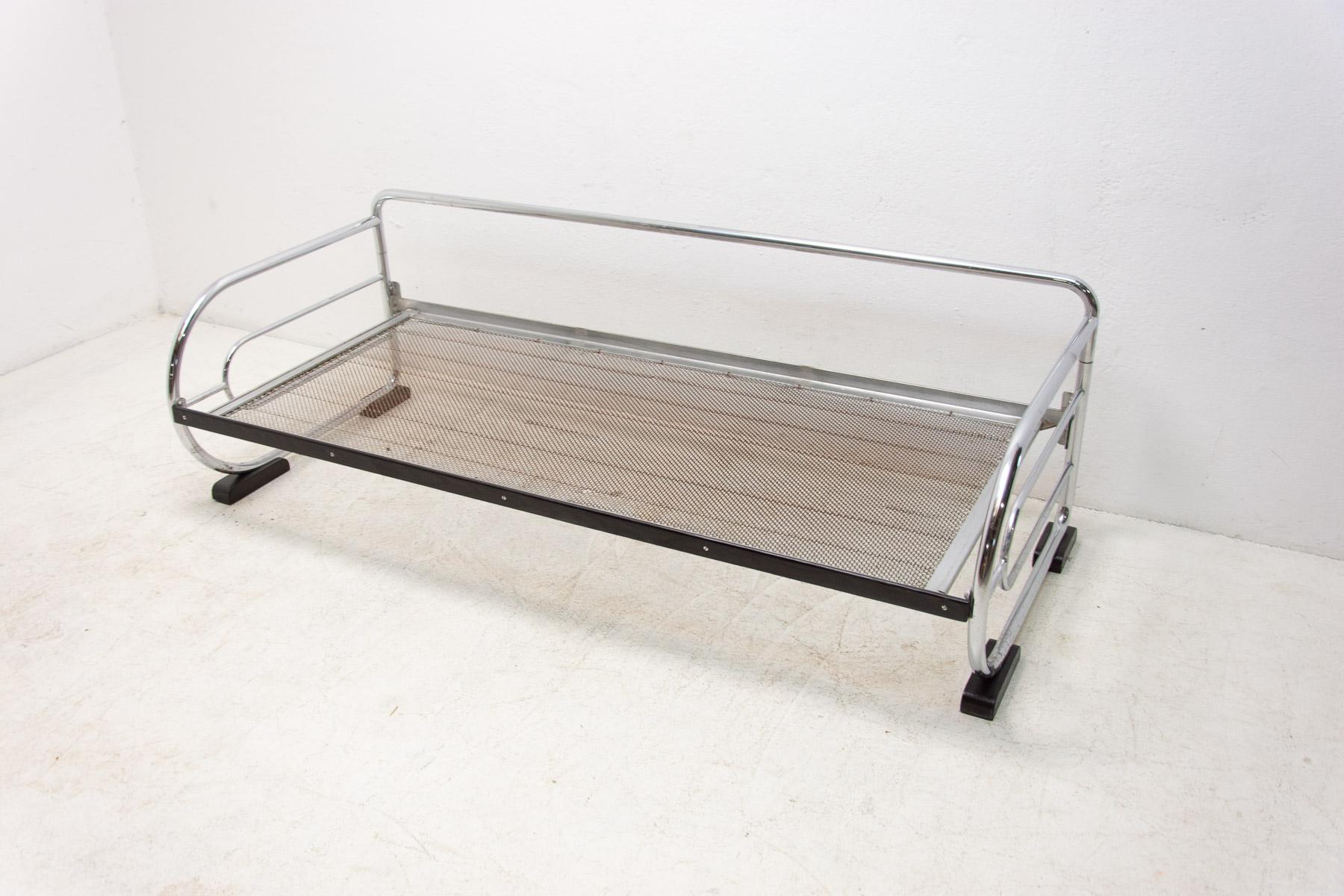 Chrome Bauhaus Sofa by Hynek Gottwald, Bohemia, 1930s 4