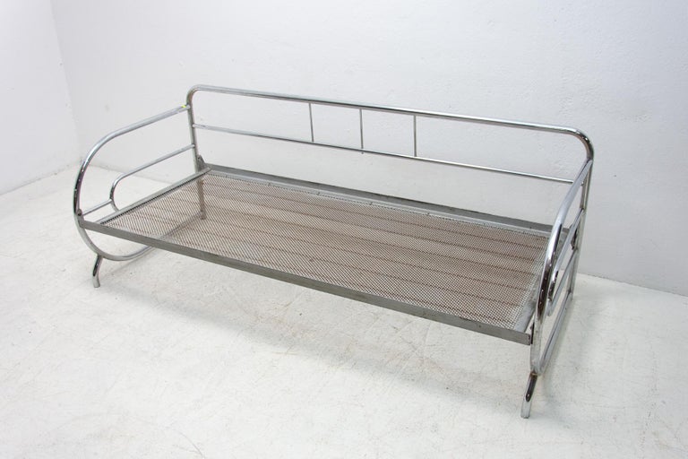 Chrome Bauhaus Sofa by Slezák Company, Bohemia, 1930´s For Sale 8