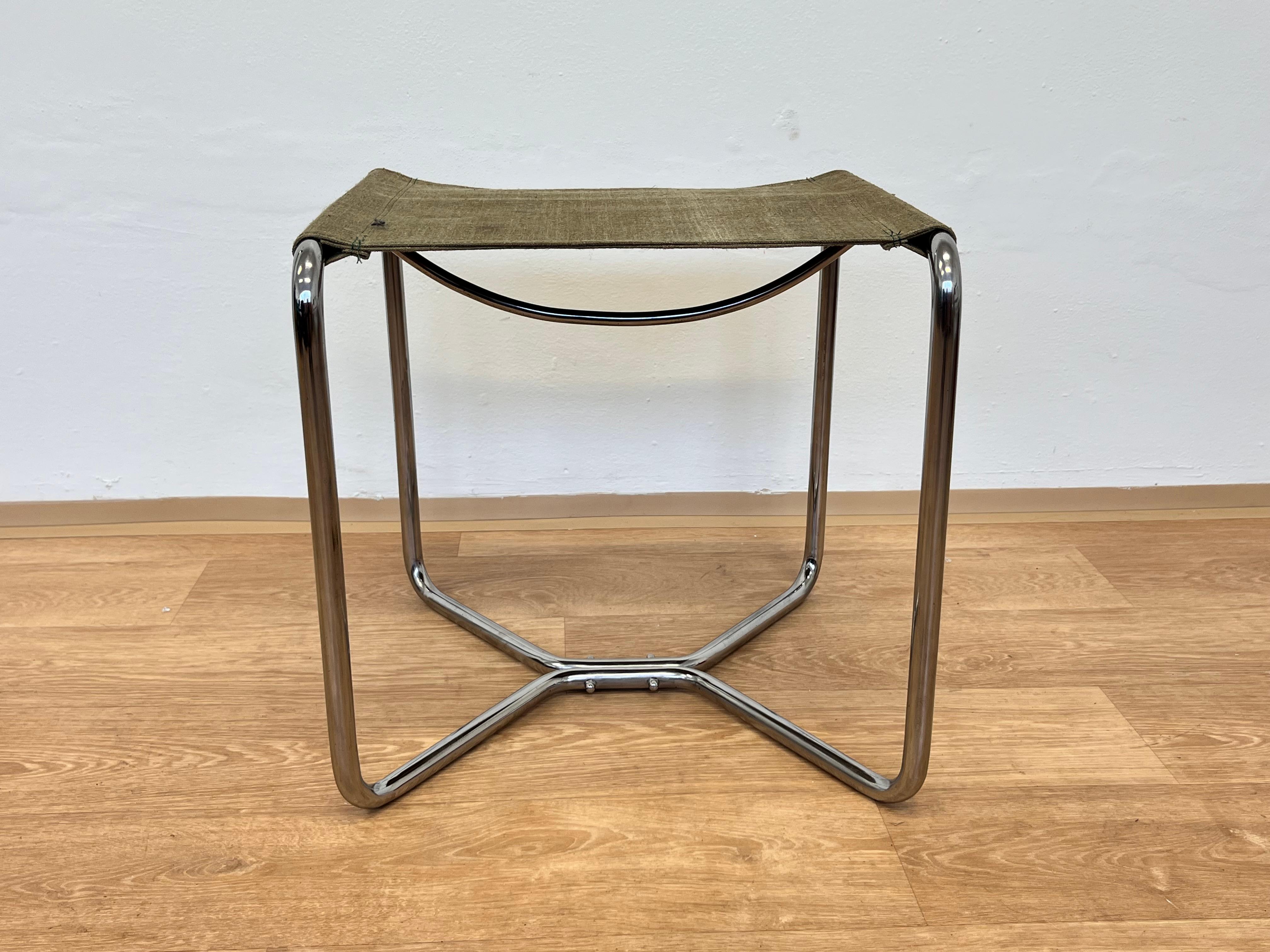 - 1930s
- propably Thonet 
- Design: Marcel Breuer
- Published in books and catalogues
- profesionally polished, cleaned
- new fabric
jr