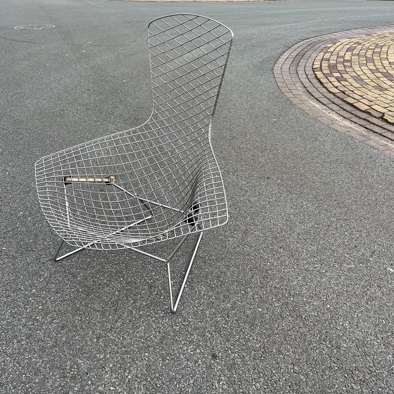 Mid-Century Modern Chrome Bird Chair by Harry Bertoia for Knoll International, 1952 For Sale
