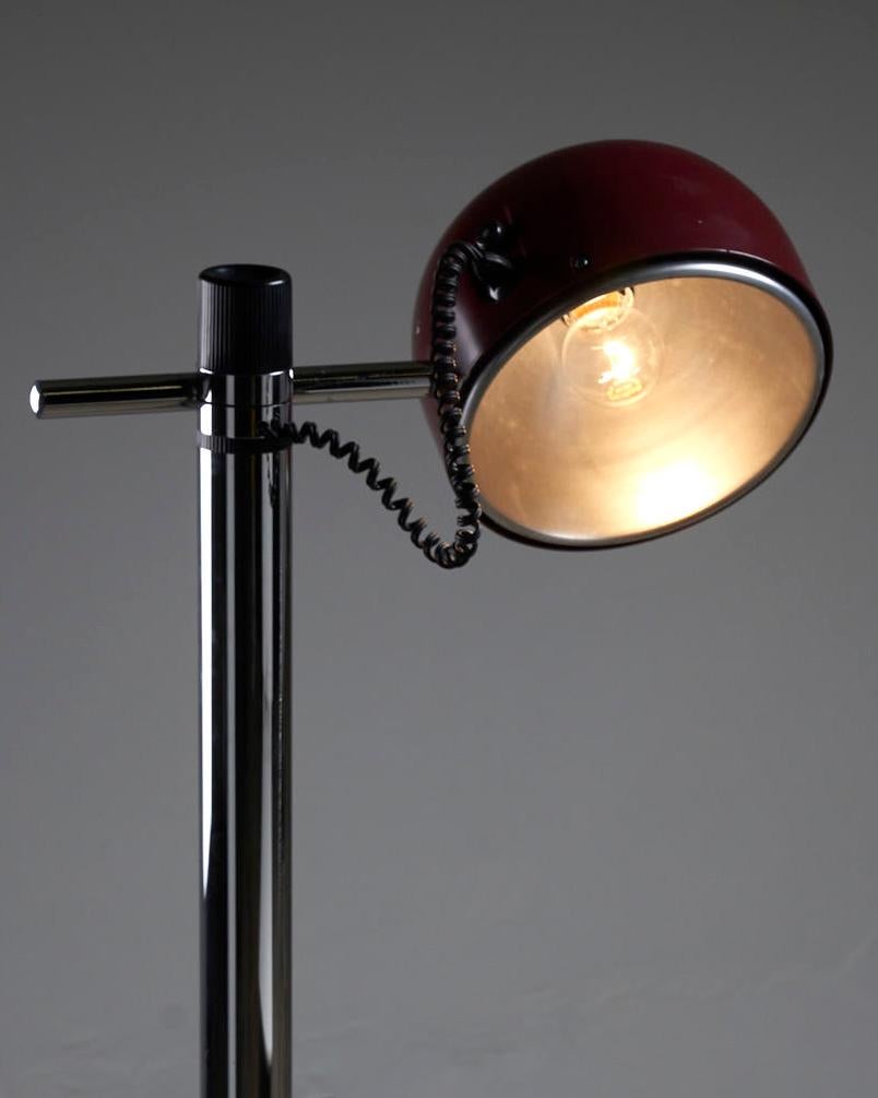 Mid-Century Modern Chrome & Bordeaux Floor Lamp By Enrique Franch for Metalerte For Sale
