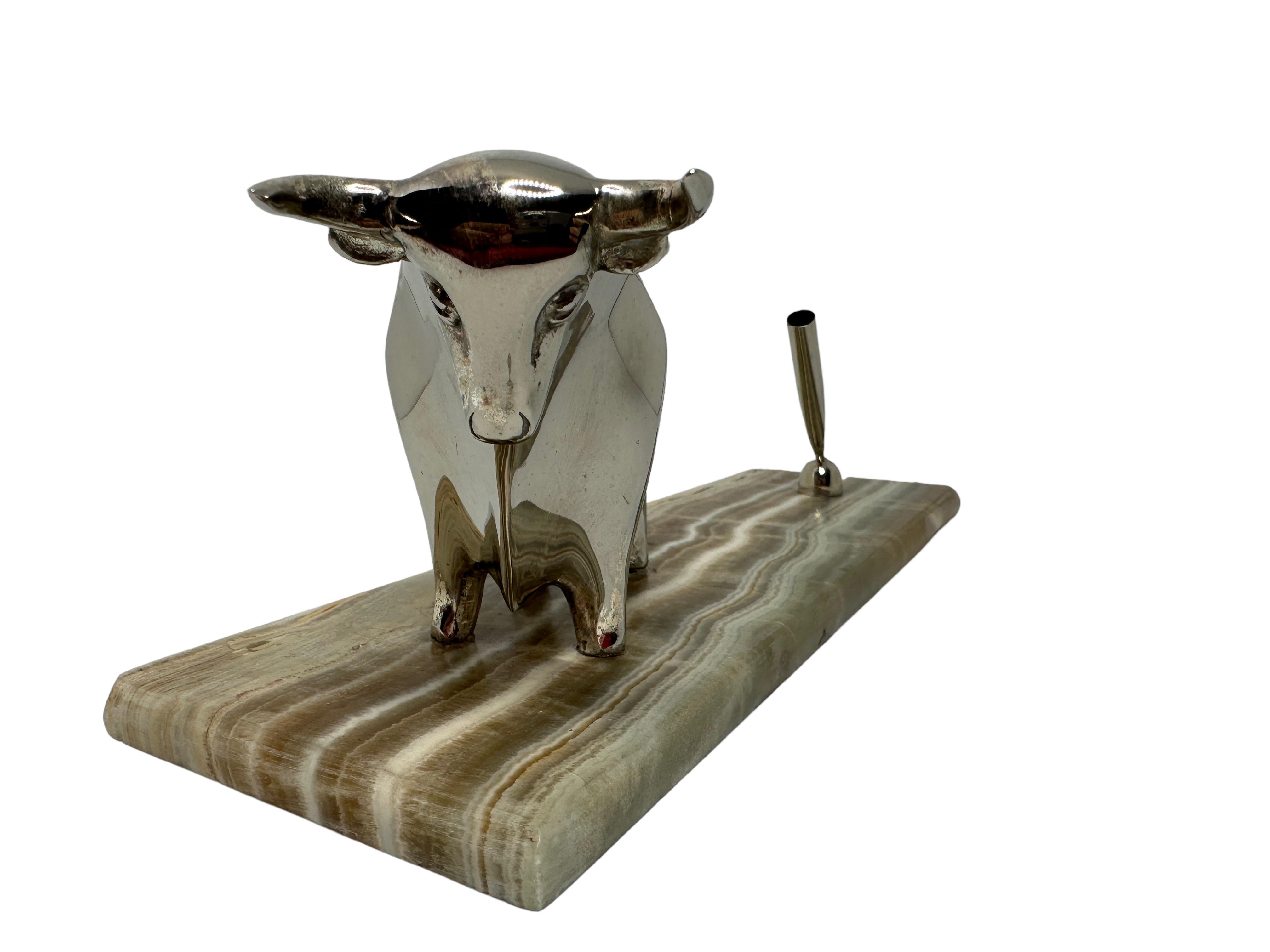 Classic 20th century Bull statue on a marble base with a pen holder. Desktop accessory, made of metal, chrome and marble. Nice addition to your writing desk or just to display in in your room. Found at an estate sale in Modena, Italy.