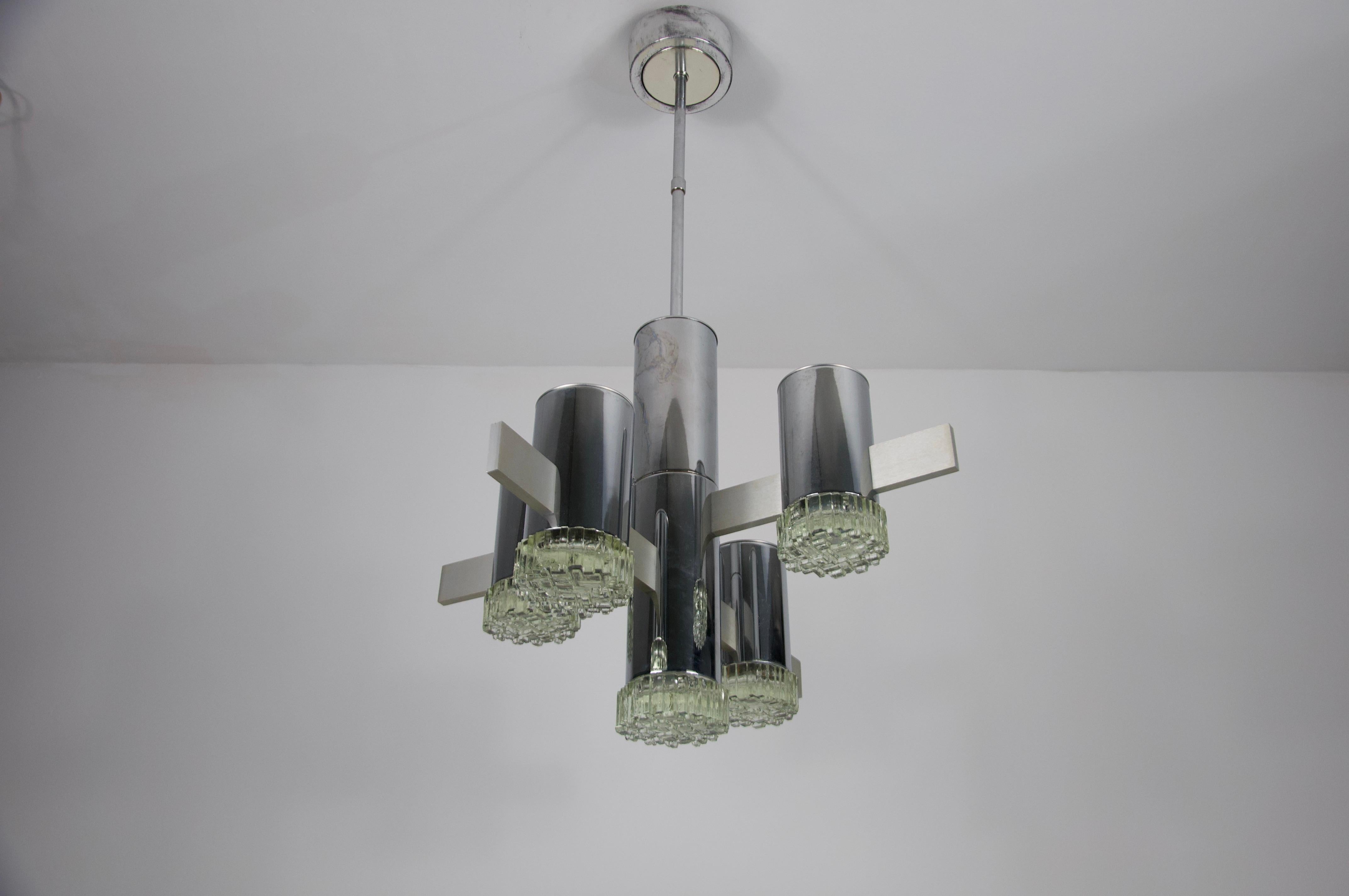 Lampadario cromato di Gaetano Sciolari, Italia, anni '60 In condizioni buone in vendita a Hagenbach, DE