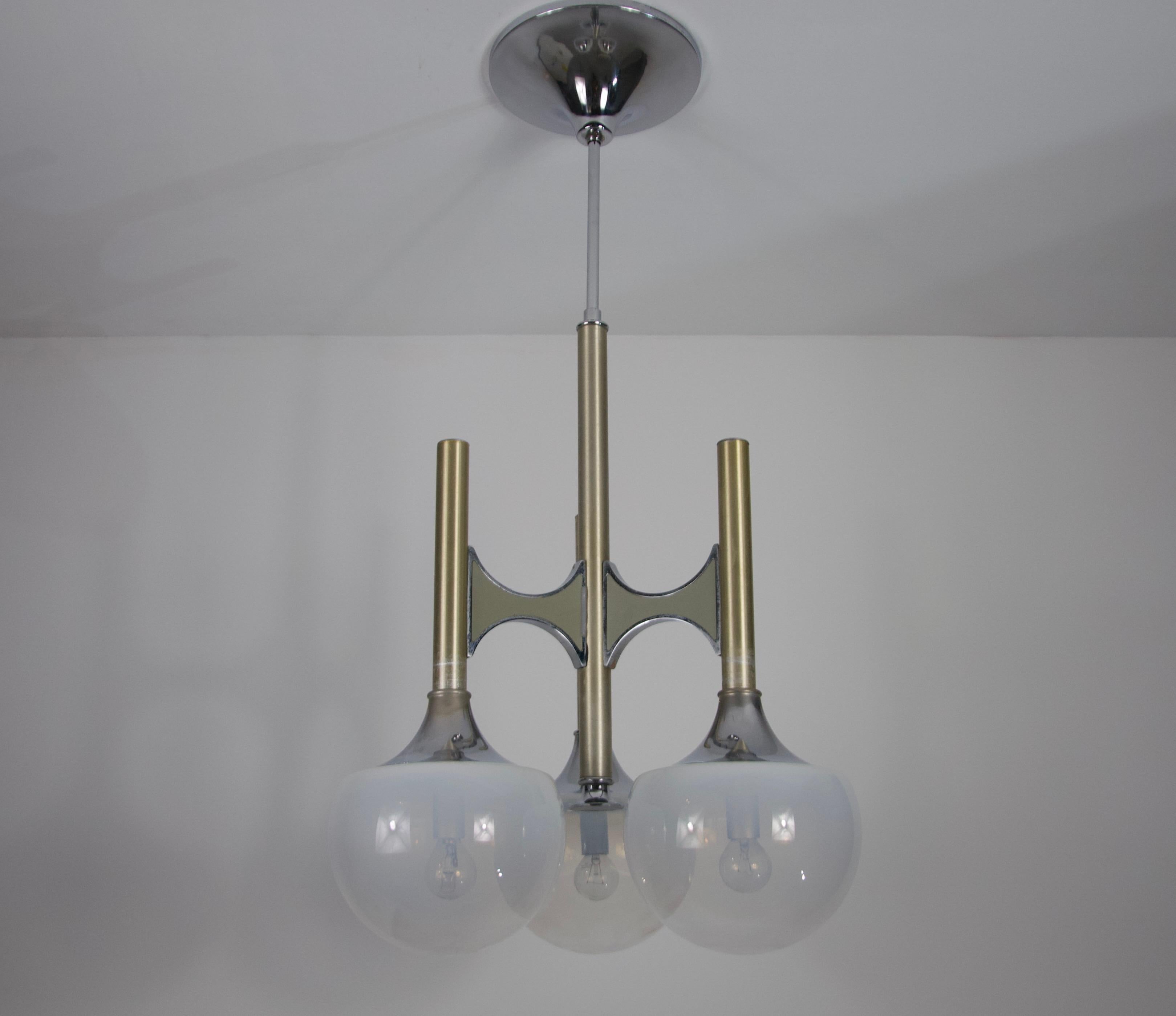 Chrome Chandelier by Gaetano Sciolari, Italy, 1960s In Good Condition For Sale In Hagenbach, DE