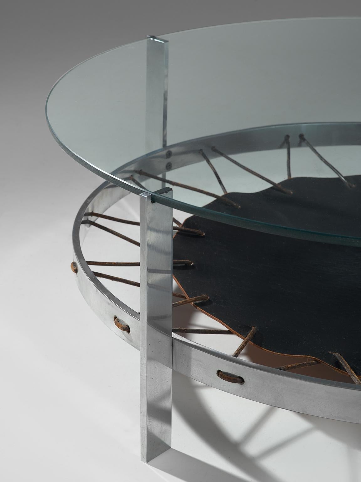 Chrome Coffee Table with Glass Top and Spanned Leather In Good Condition In Waalwijk, NL
