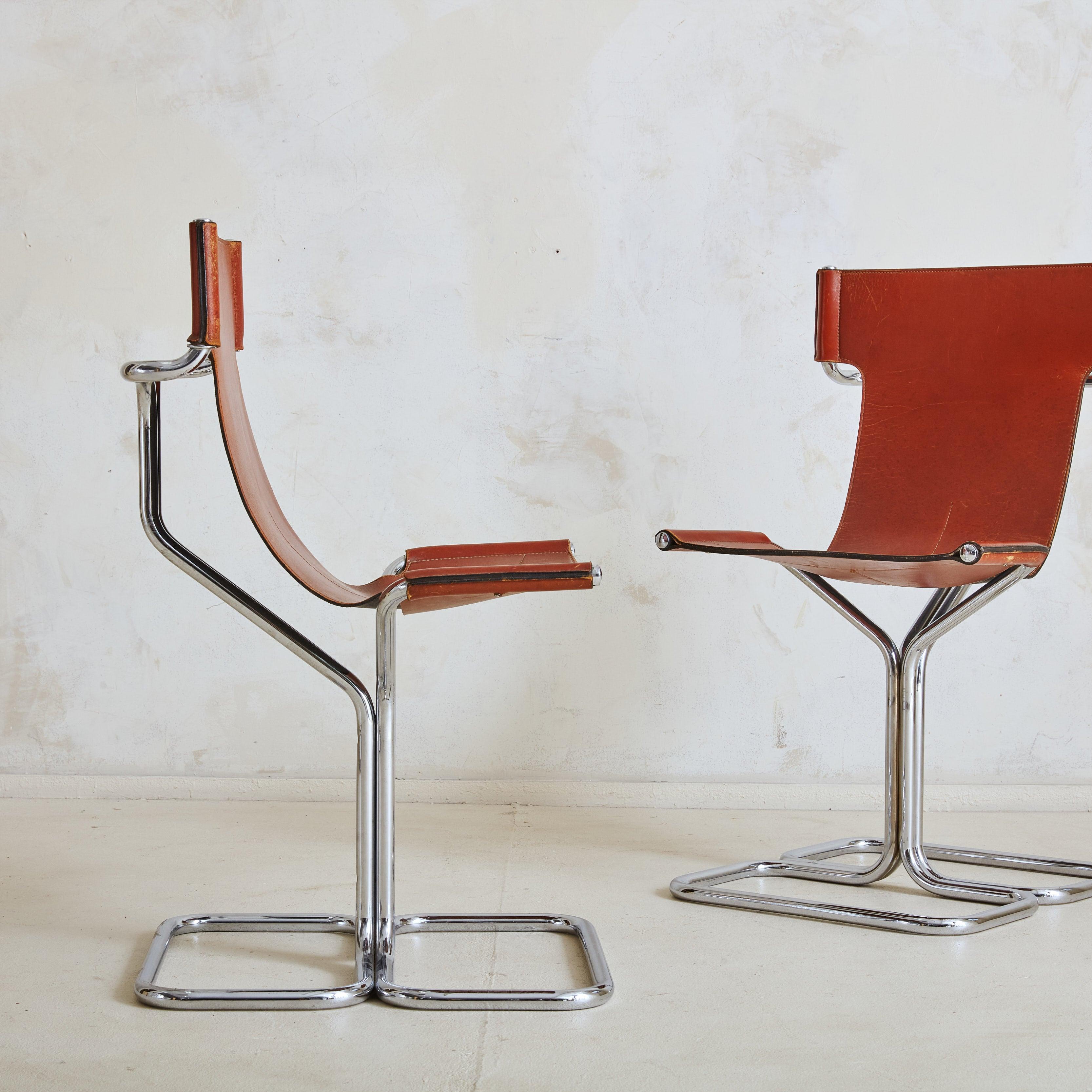 Chaise à bandoulière en chrome et cuir cognac attribuée à Guido Faleschini, Italie Bon état - En vente à Chicago, IL
