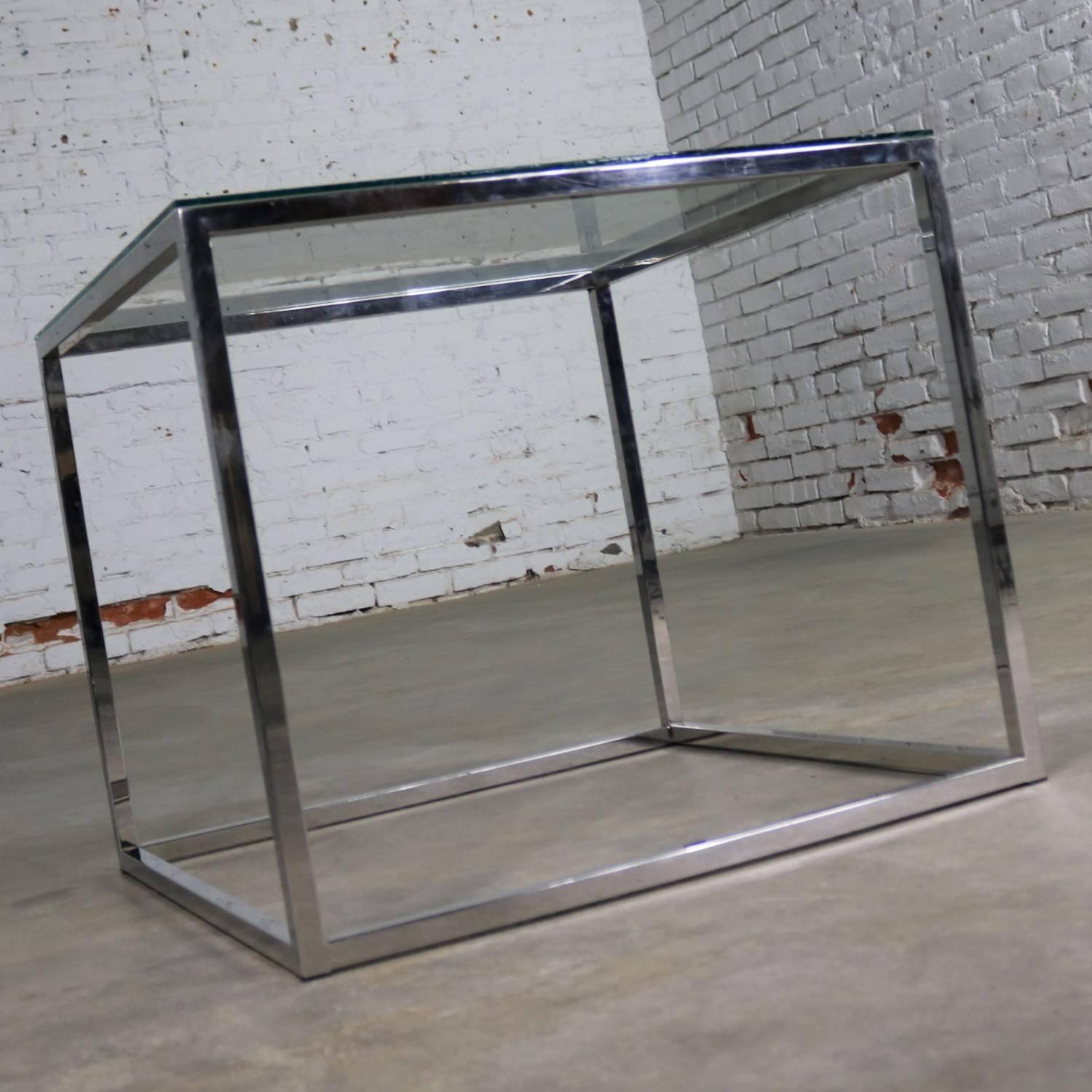 chrome cube table