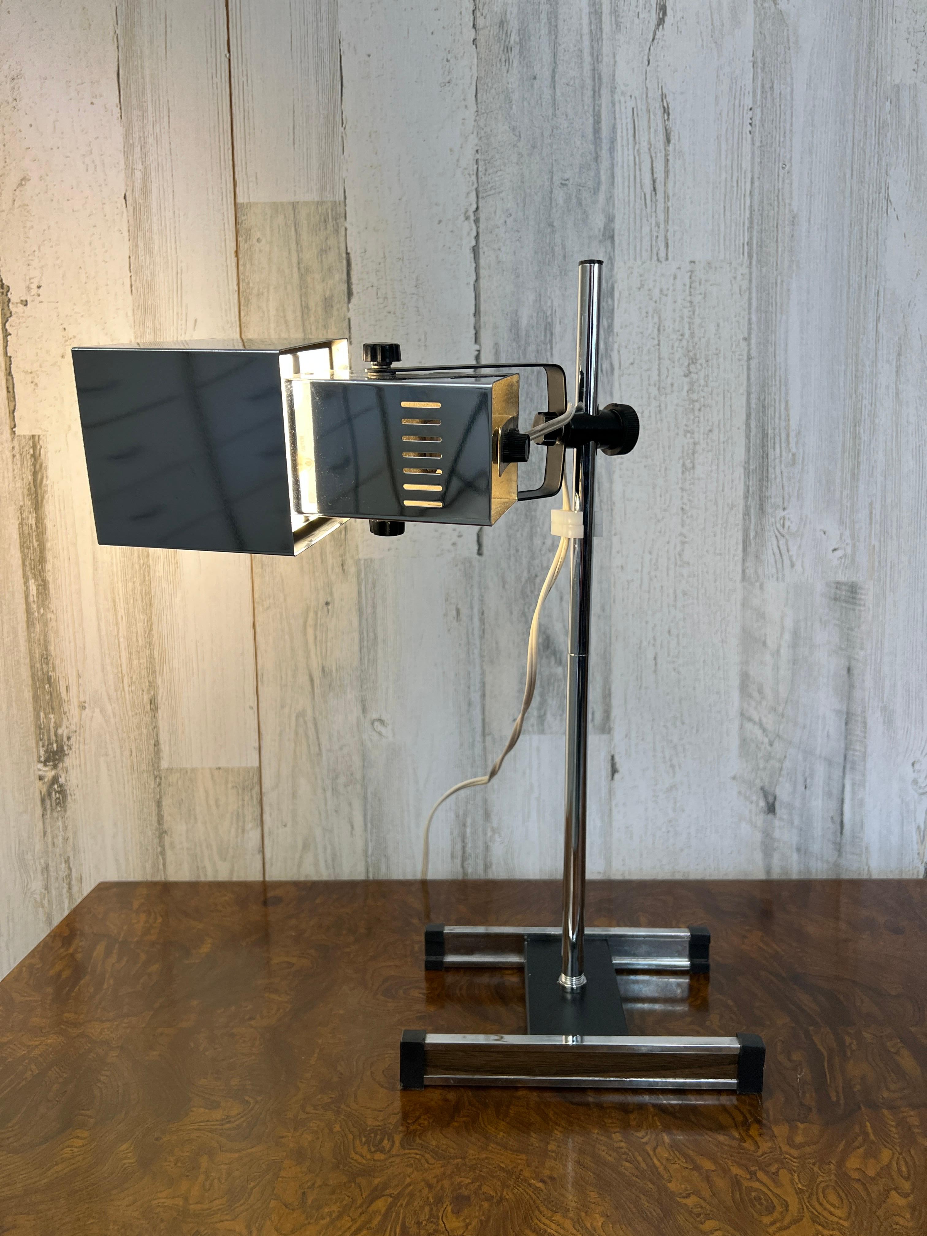 Chrome Cube Table Lamp by Robert Sonneman For Sale 1