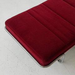 Lettino Chrome di Brayton International in mohair